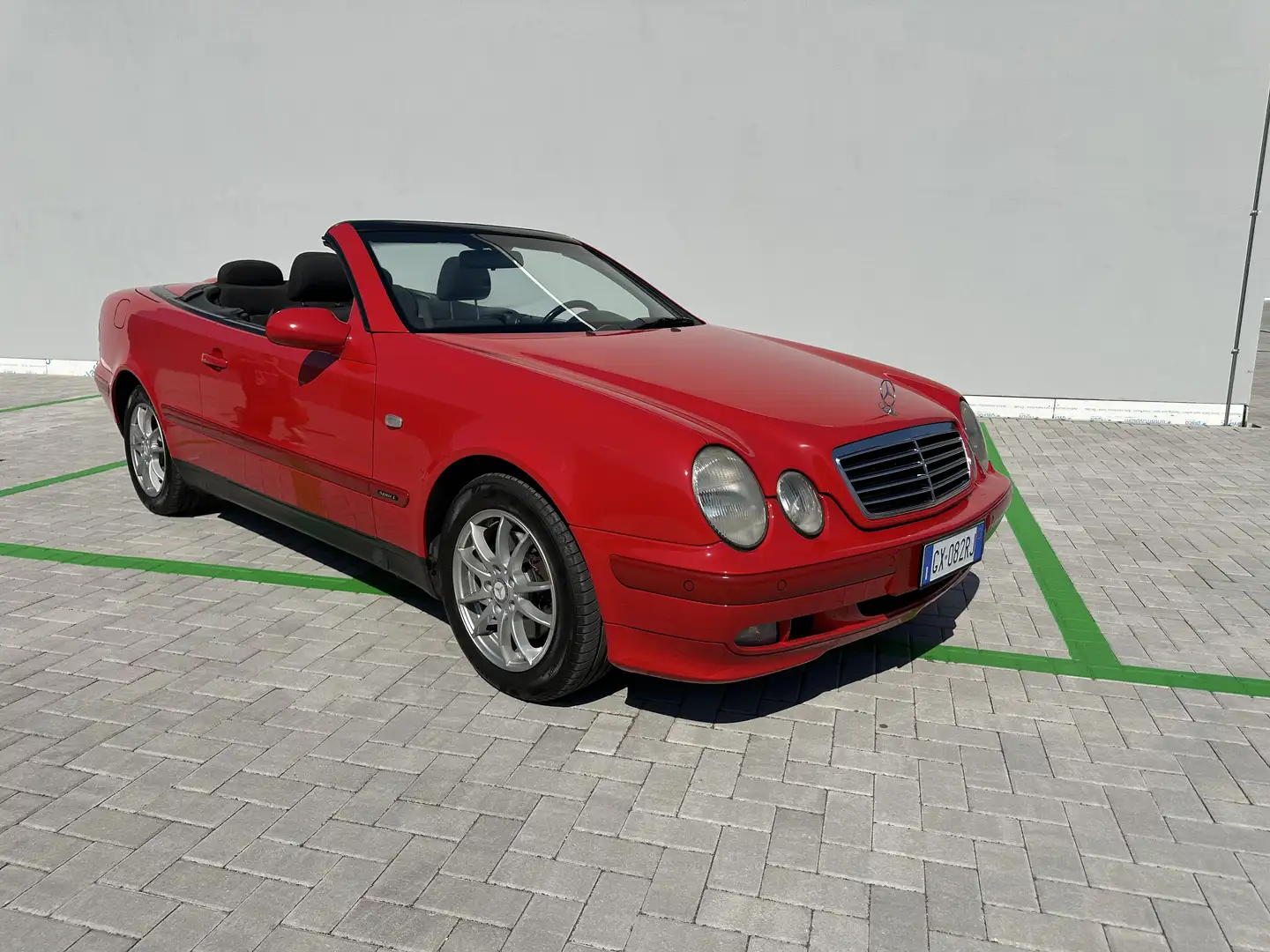 Mercedes-Benz CLK 230 Cabrio k Sport auto - 2