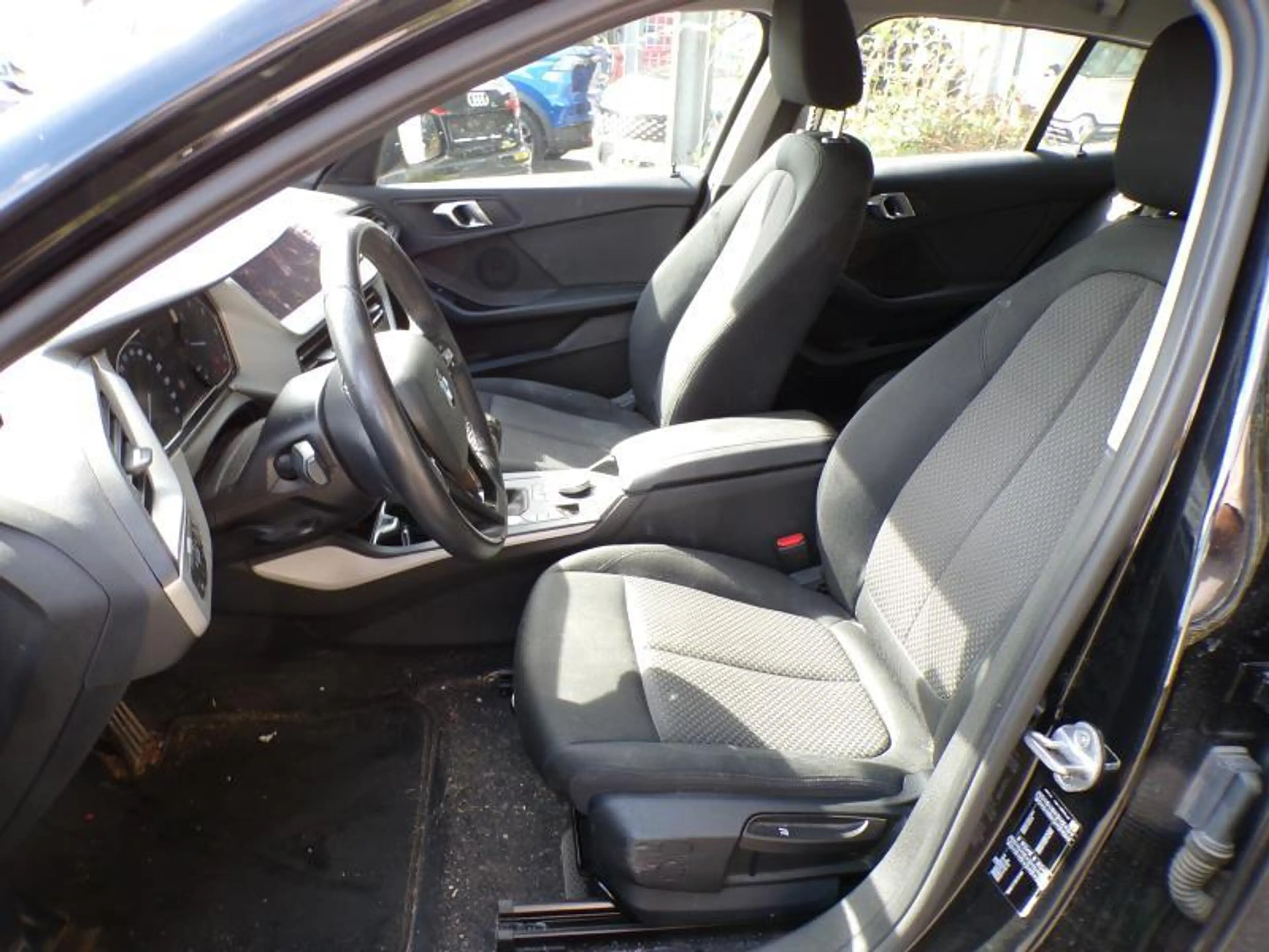 BMW 116 1.5D 115cv noir 10/19 Airco GPS Capteurs Cruise — photo 6