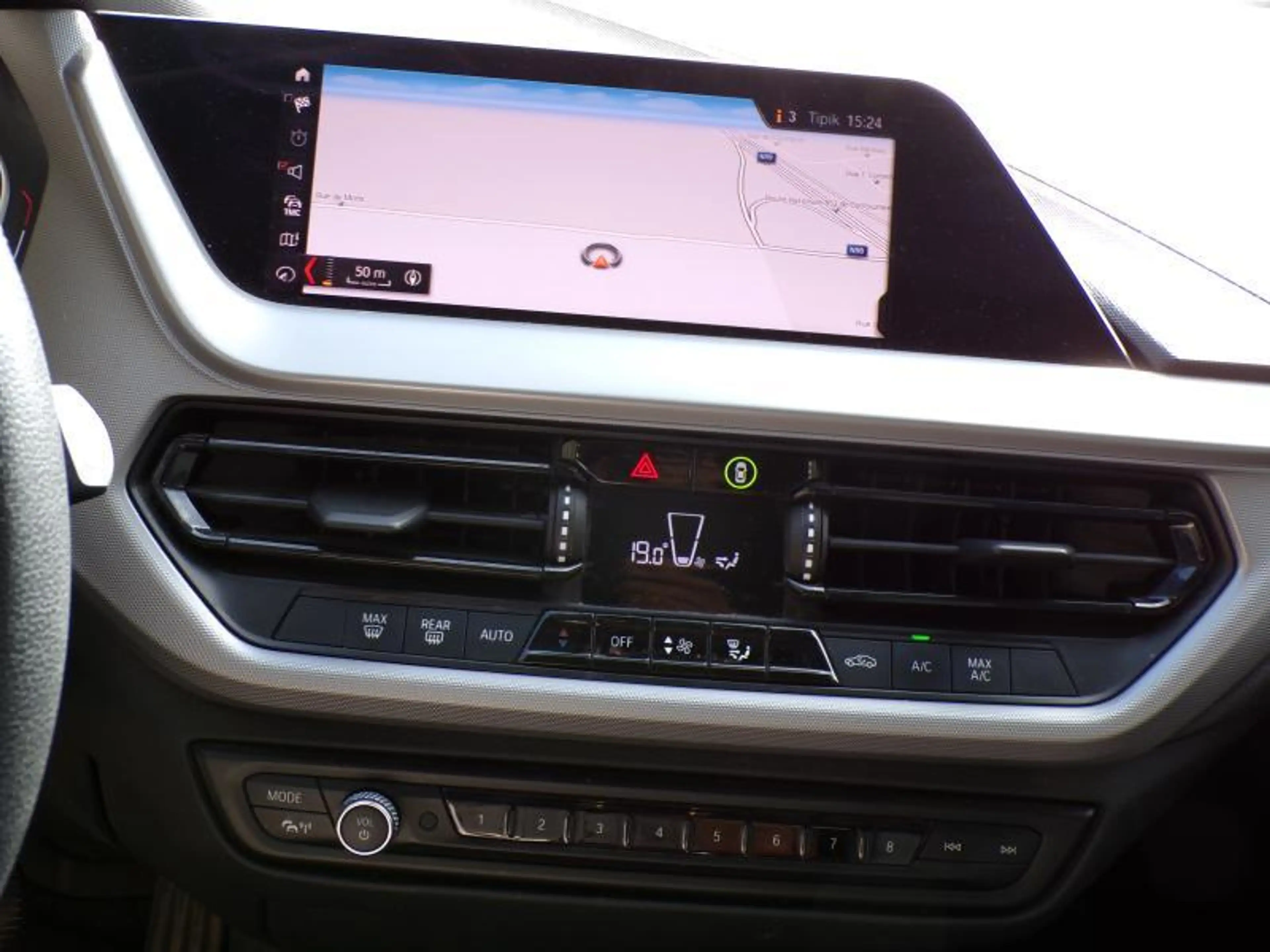 BMW 116 1.5D 115cv noir 10/19 Airco GPS Capteurs Cruise — photo 10