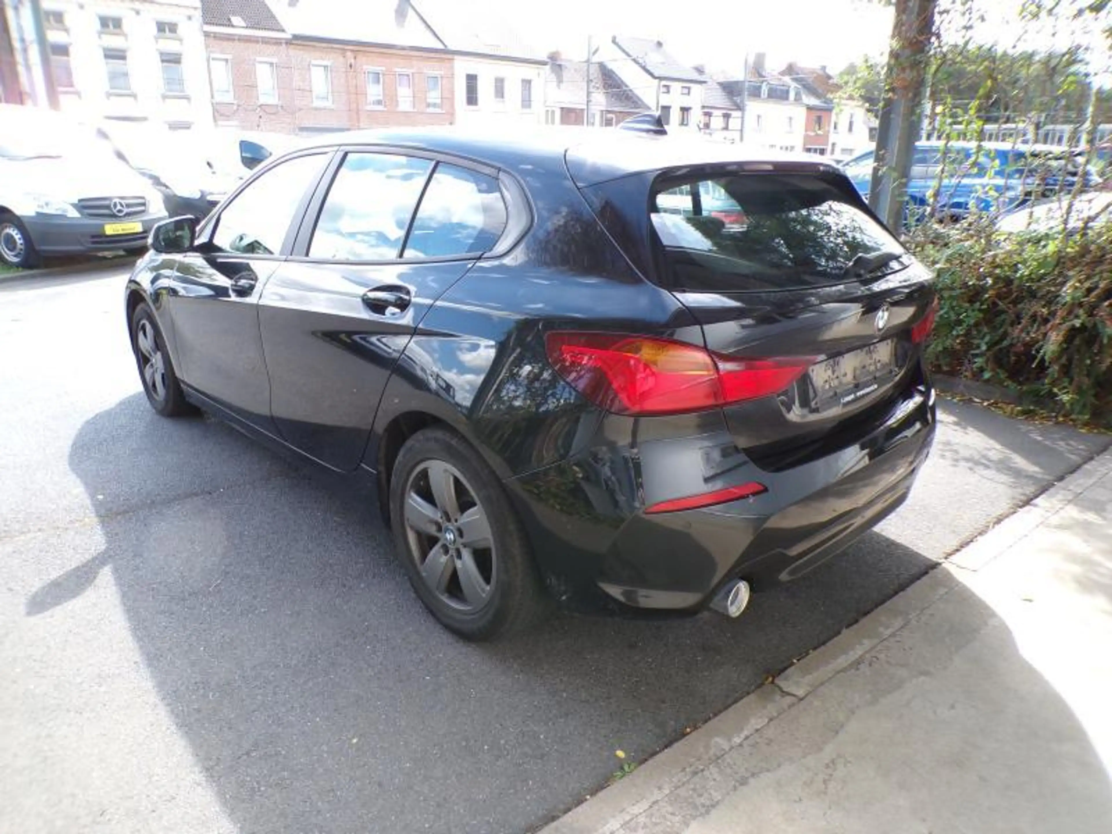 BMW 116 1.5D 115cv noir 10/19 Airco GPS Capteurs Cruise — photo 5
