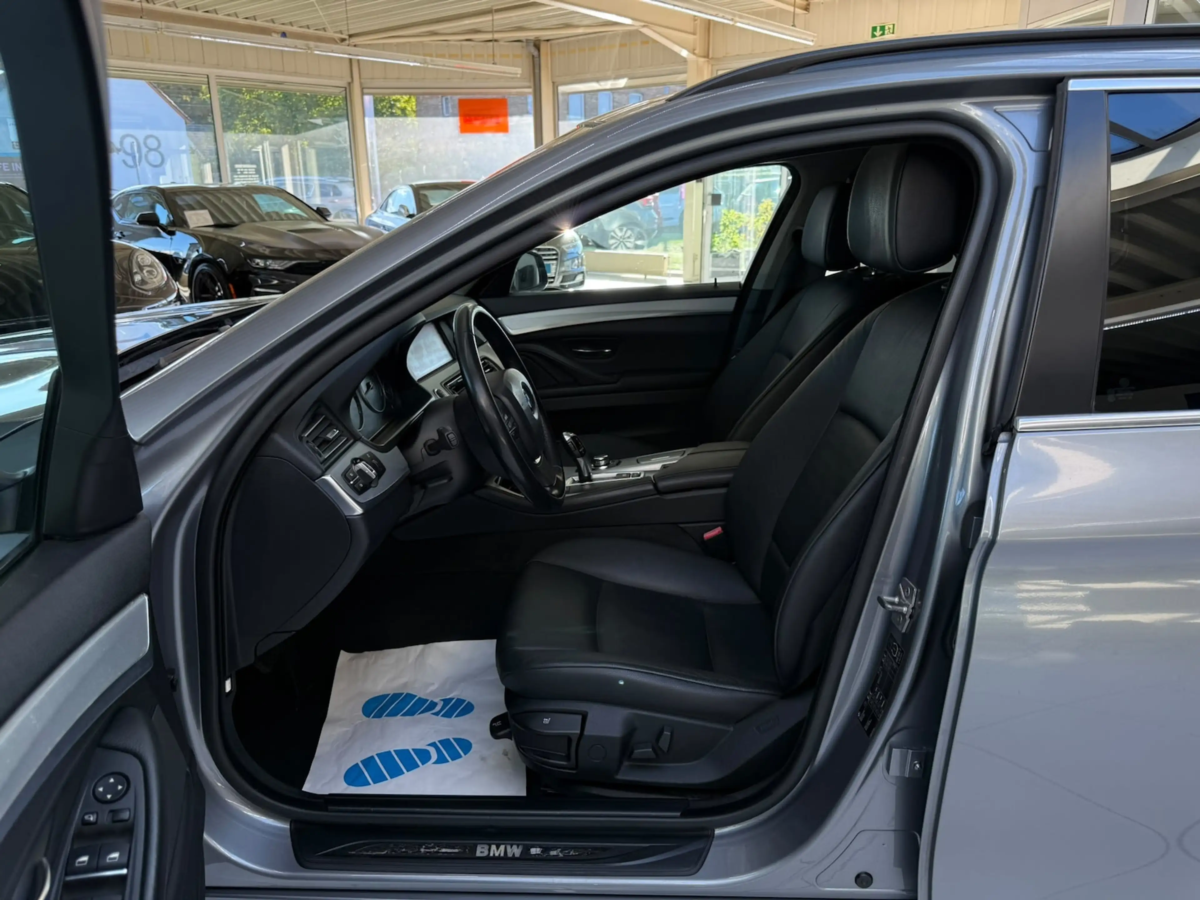 BMW 523 523i Touring Aut. Navi Sitzheiz. Xenon PDC GRA — photo 10