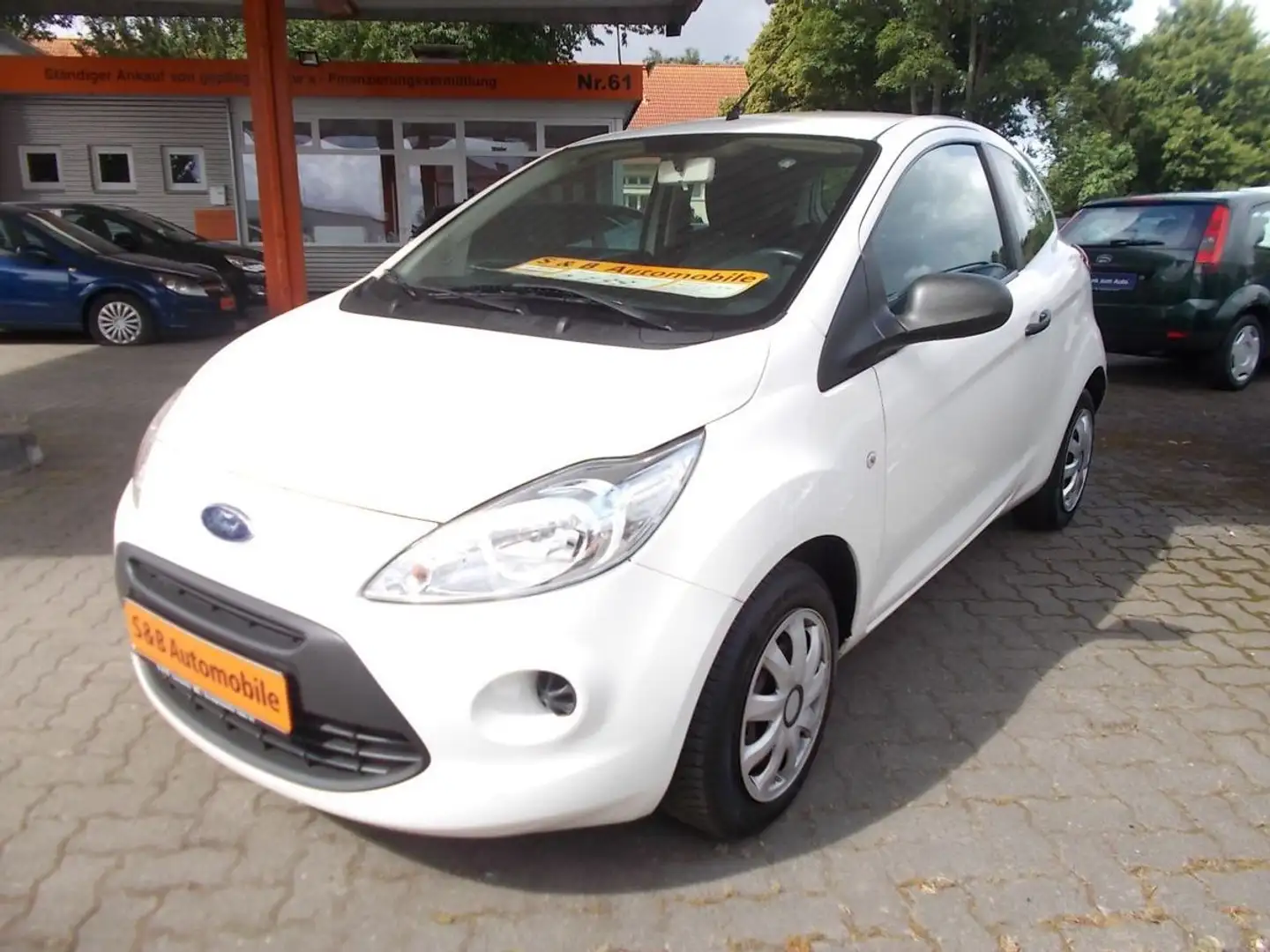 Ford Ka/Ka+ Trend WENIG KM TÜV ZR NEU Weiß - 1