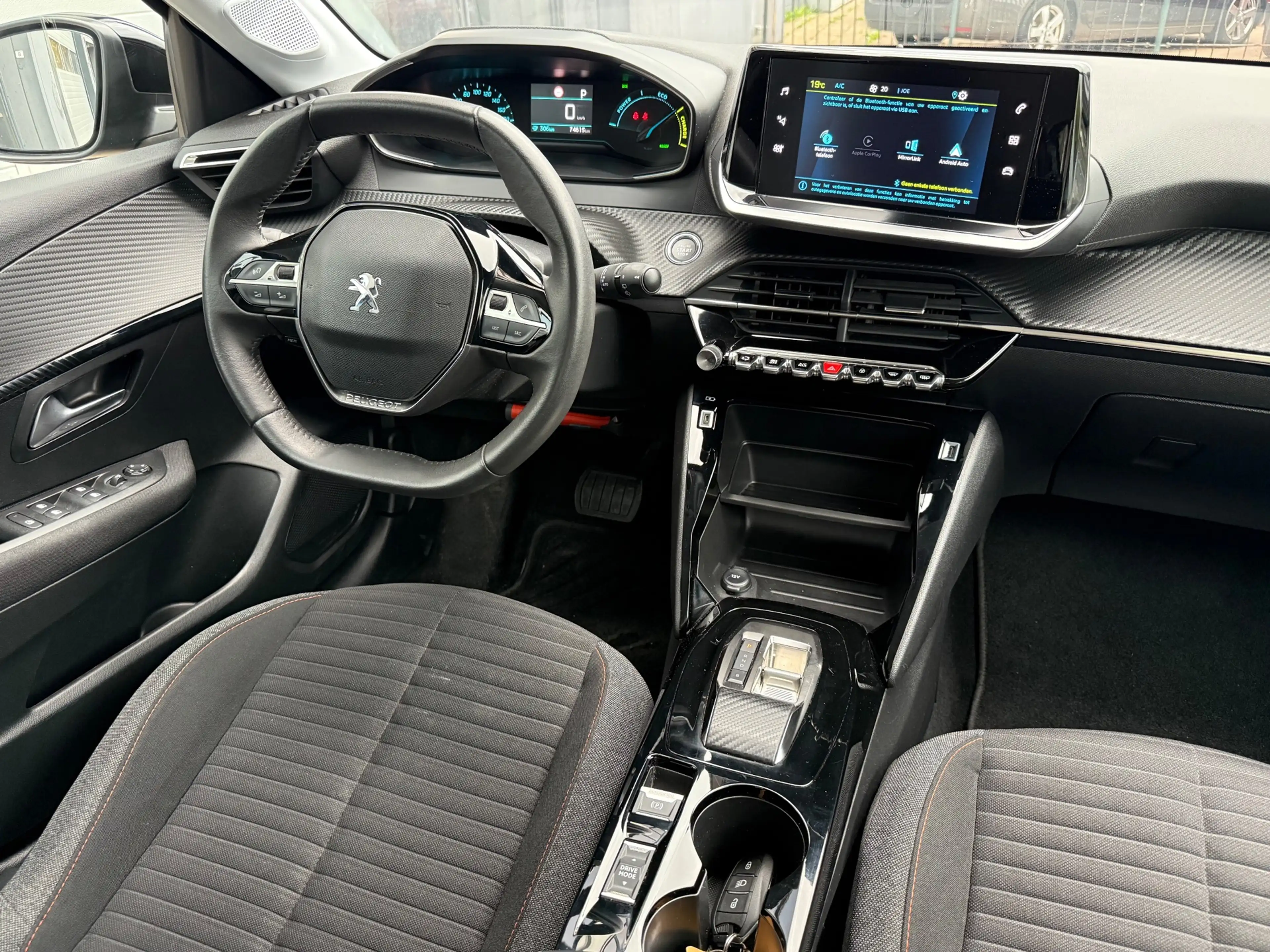 Peugeot e-208 EV Active 50 kWh| CARPLAY| CRUISE| NAP — photo 4