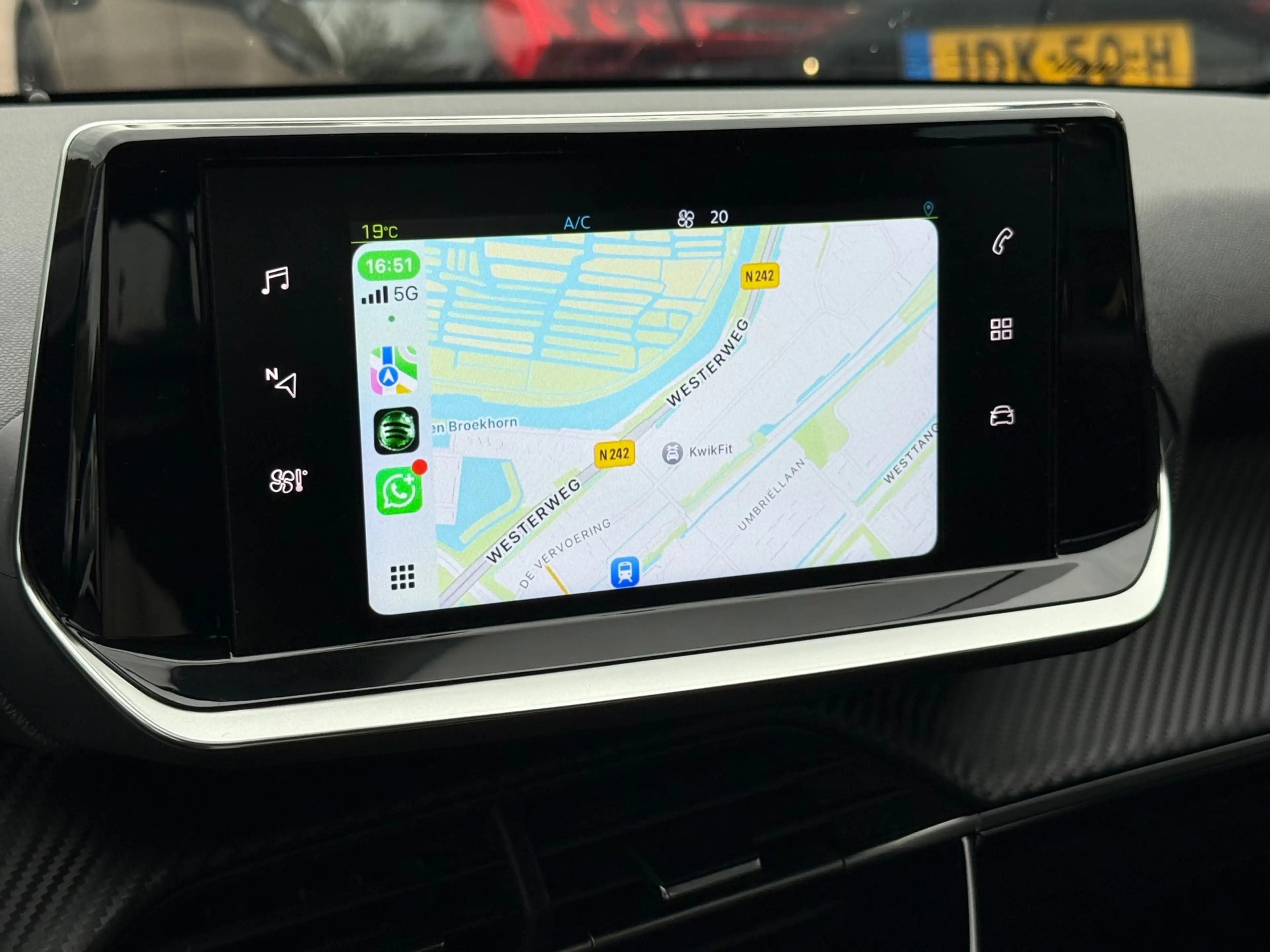 Peugeot e-208 EV Active 50 kWh| CARPLAY| CRUISE| NAP — photo 5