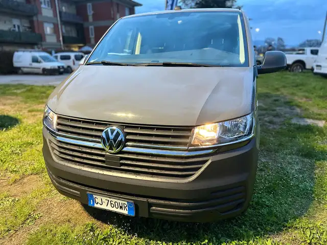 Volkswagen T6.1 Caravelle