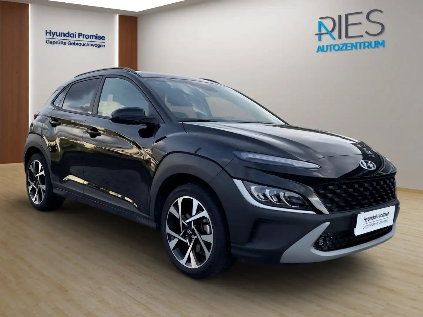 Hyundai KONA 1.0 T-GDI KlimaA*Navi*SHZ*Kam.*PDC*SpurH Schwarz - 2