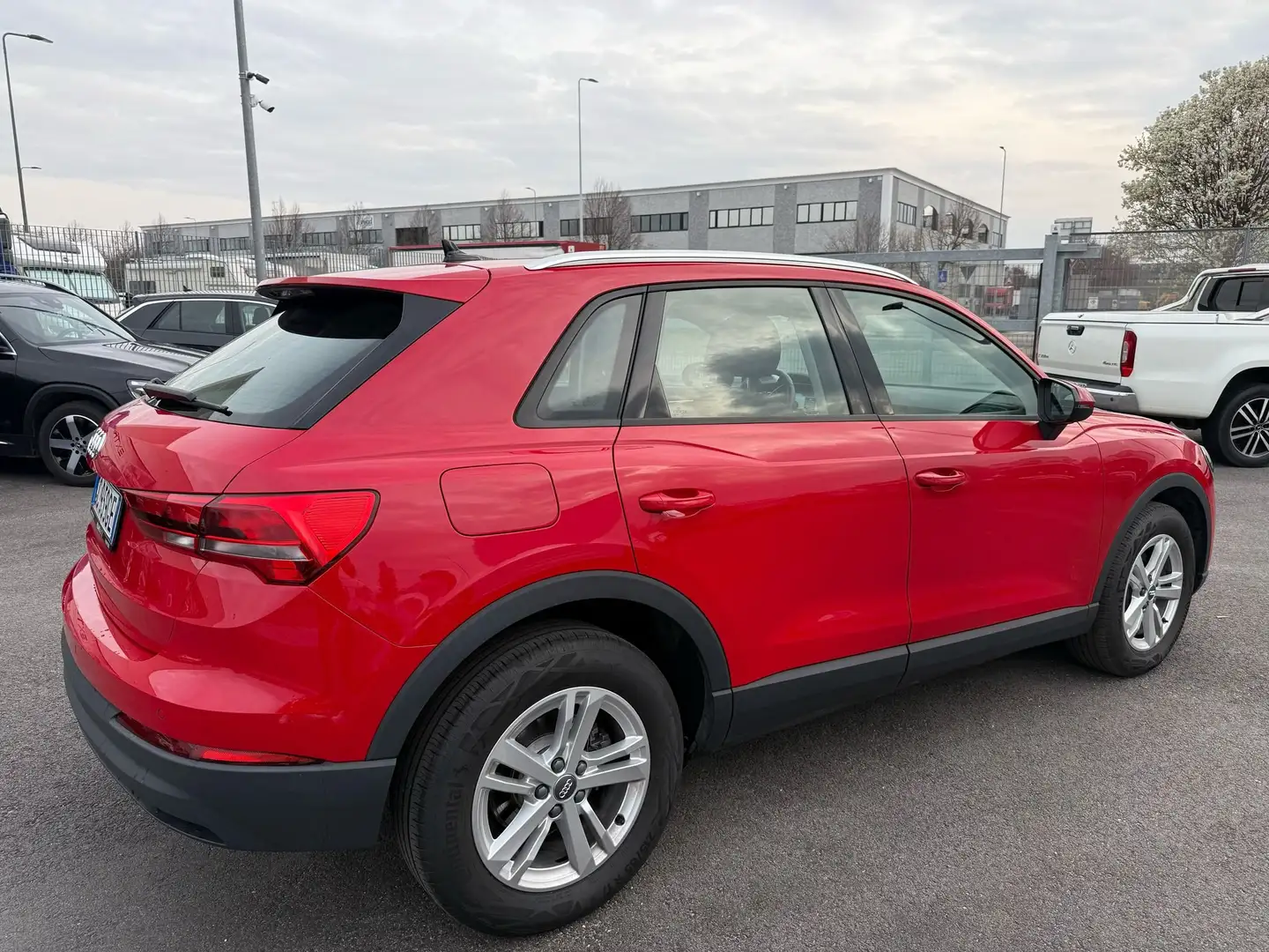Audi Q3 Q3 35 2.0 tdi Business s-tronic Rosso - 2