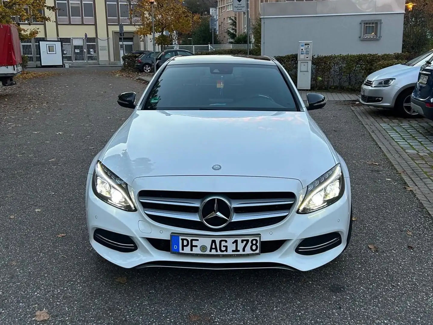 Mercedes-Benz 220 Fehér - 1