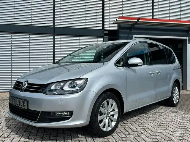 Volkswagen Sharan Highline 1.4 TSI DSG LEDER ACC AHK KAMERA