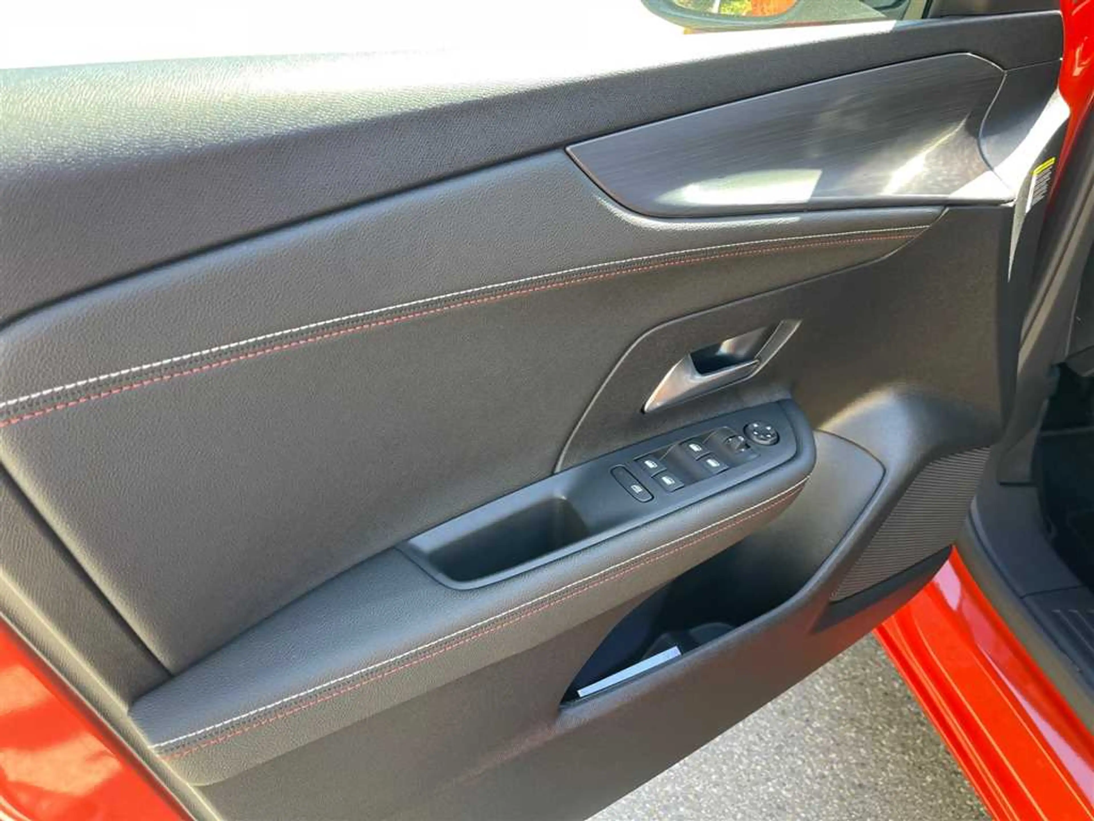 Opel Mokka YES 1.2 136PS LED PDC Kamera Carplay uvm. — photo 11