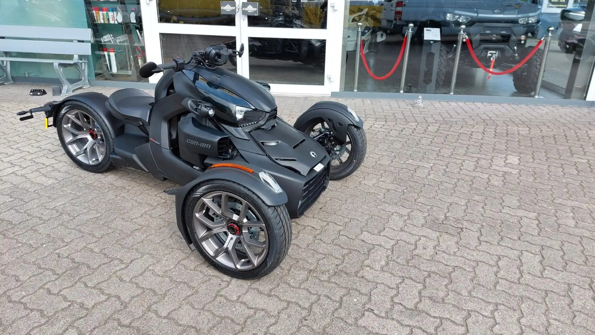 Can-Am Ryker 900 Modell 2023  5 Jahre Garantie + Aktion Schwarz - 2