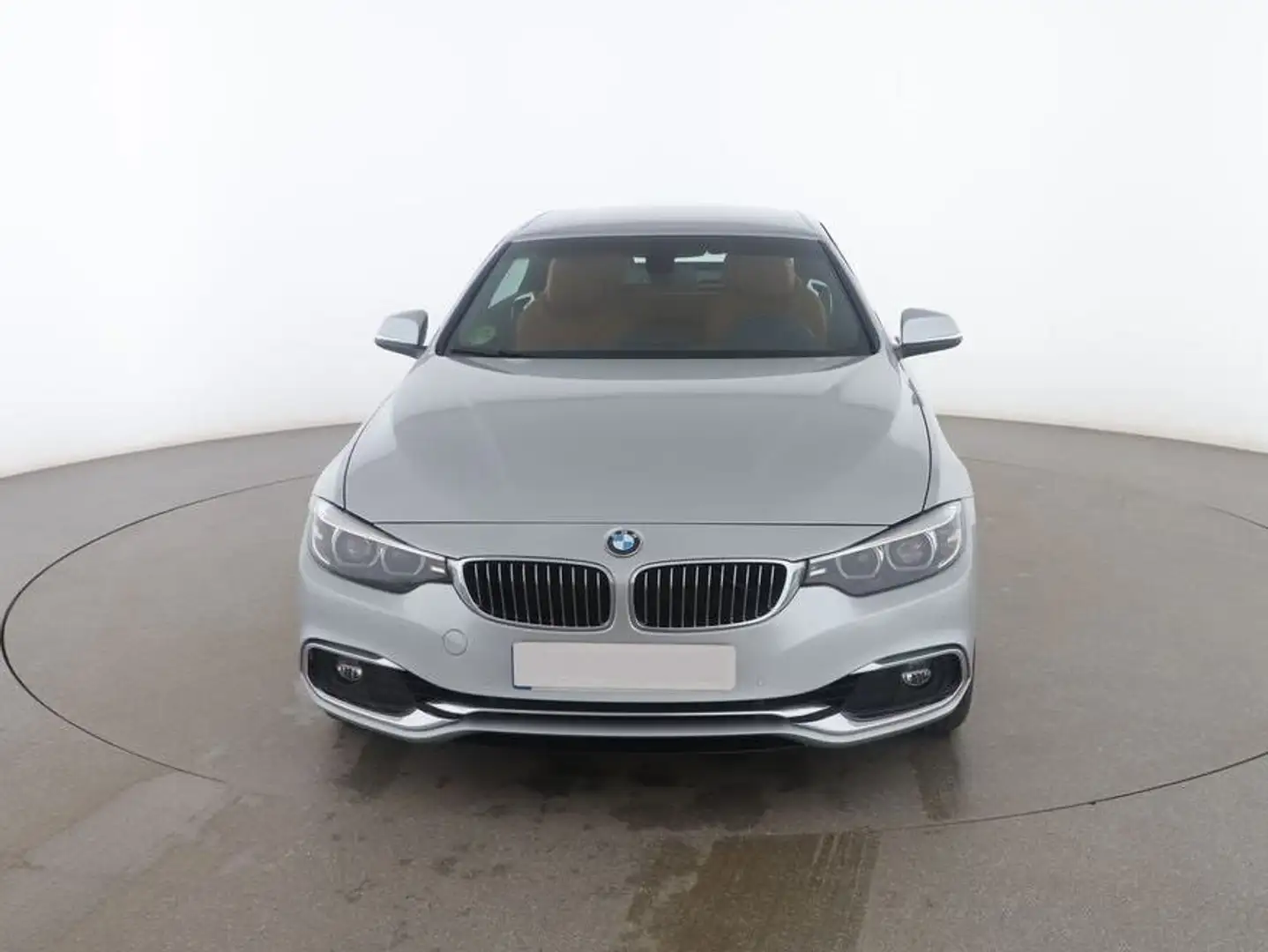 BMW 440 440iA Cabrio (9.75) Stříbrná - 1