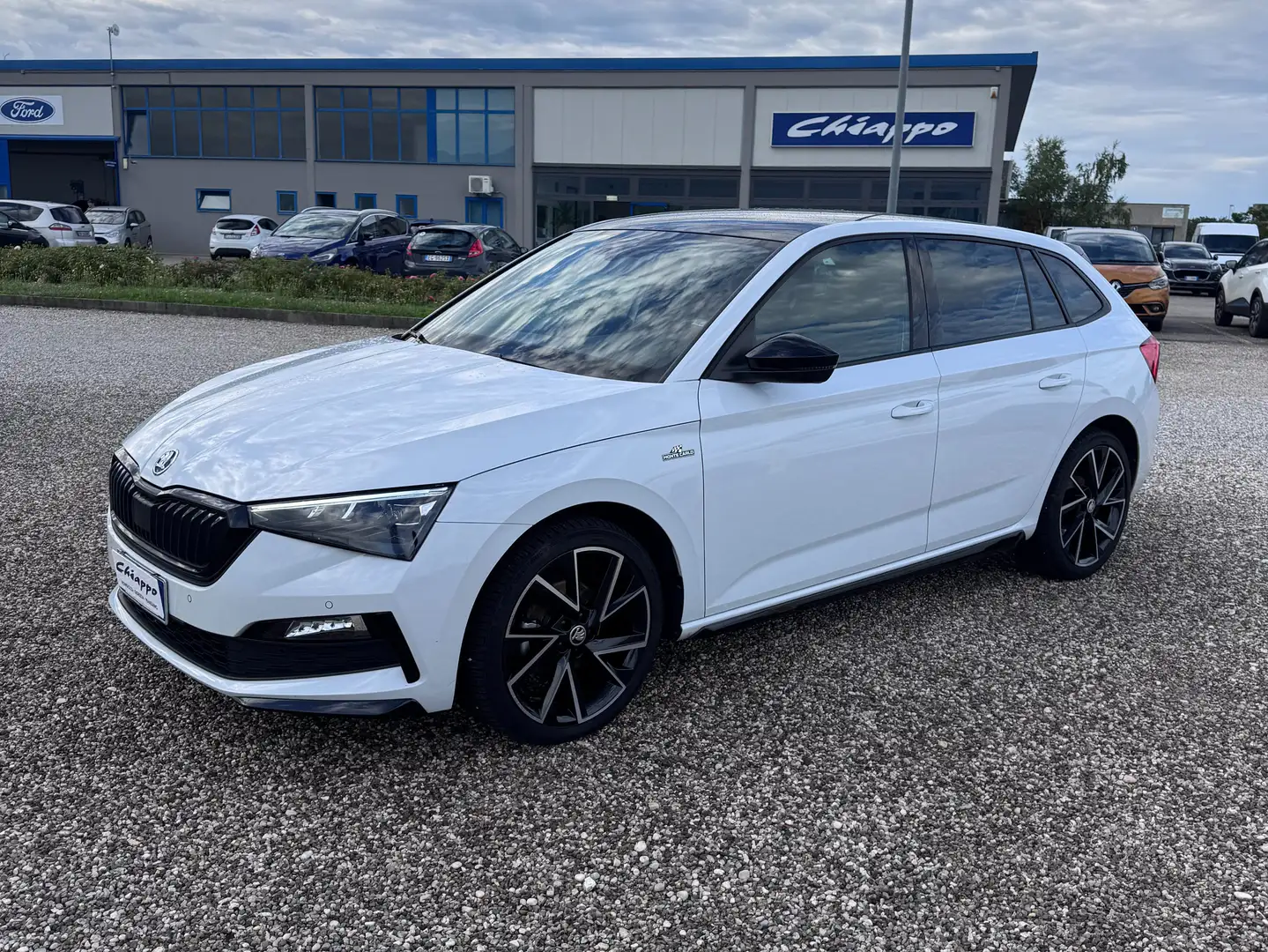 Skoda Scala Scala 2019 1.0 tsi Sport Monte Carlo 110cv dsg Blanc - 1