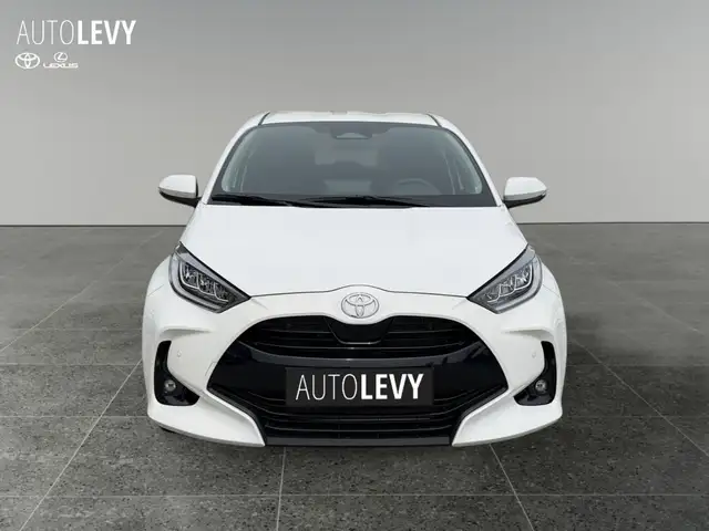 Toyota Yaris view 9