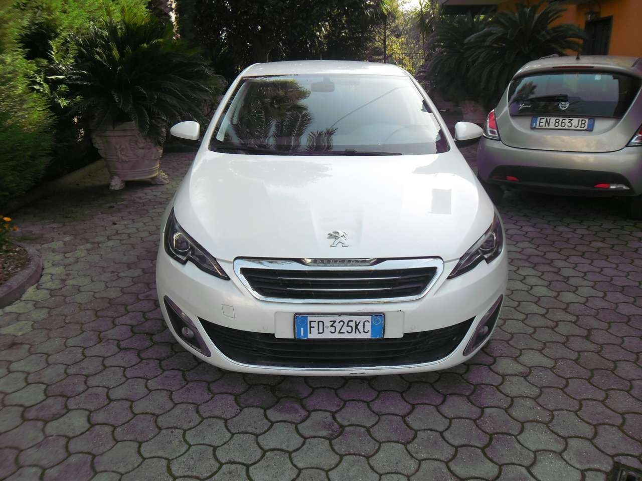 Peugeot 308 5p 1.6 bluehdi Gt Line s&s 120CV eat6