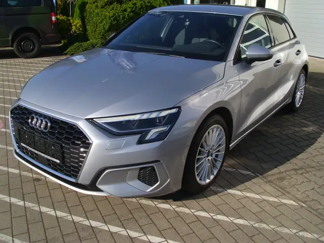 Audi A3 35 TFSI advanced S-lnterieur Int. Navi Alcantara