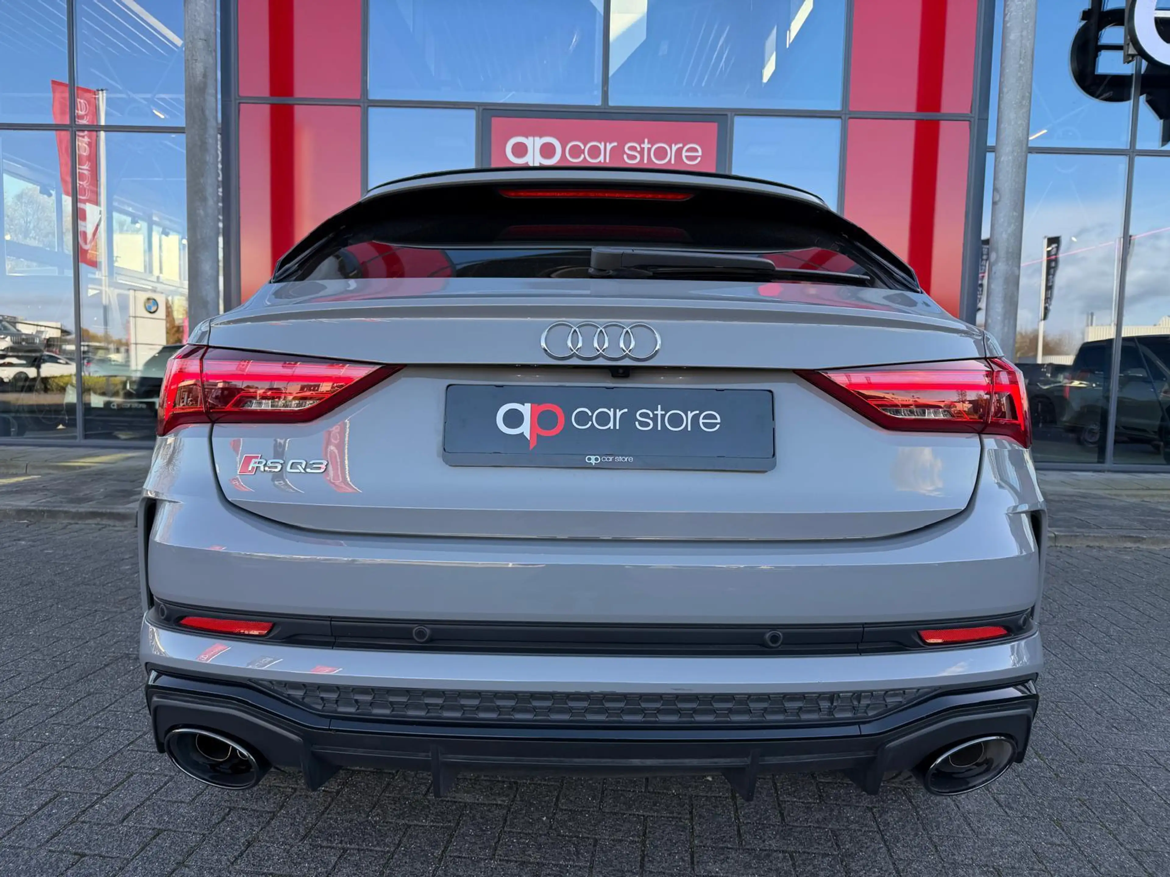 Audi RS Q3 Sportback TFSI — photo 6