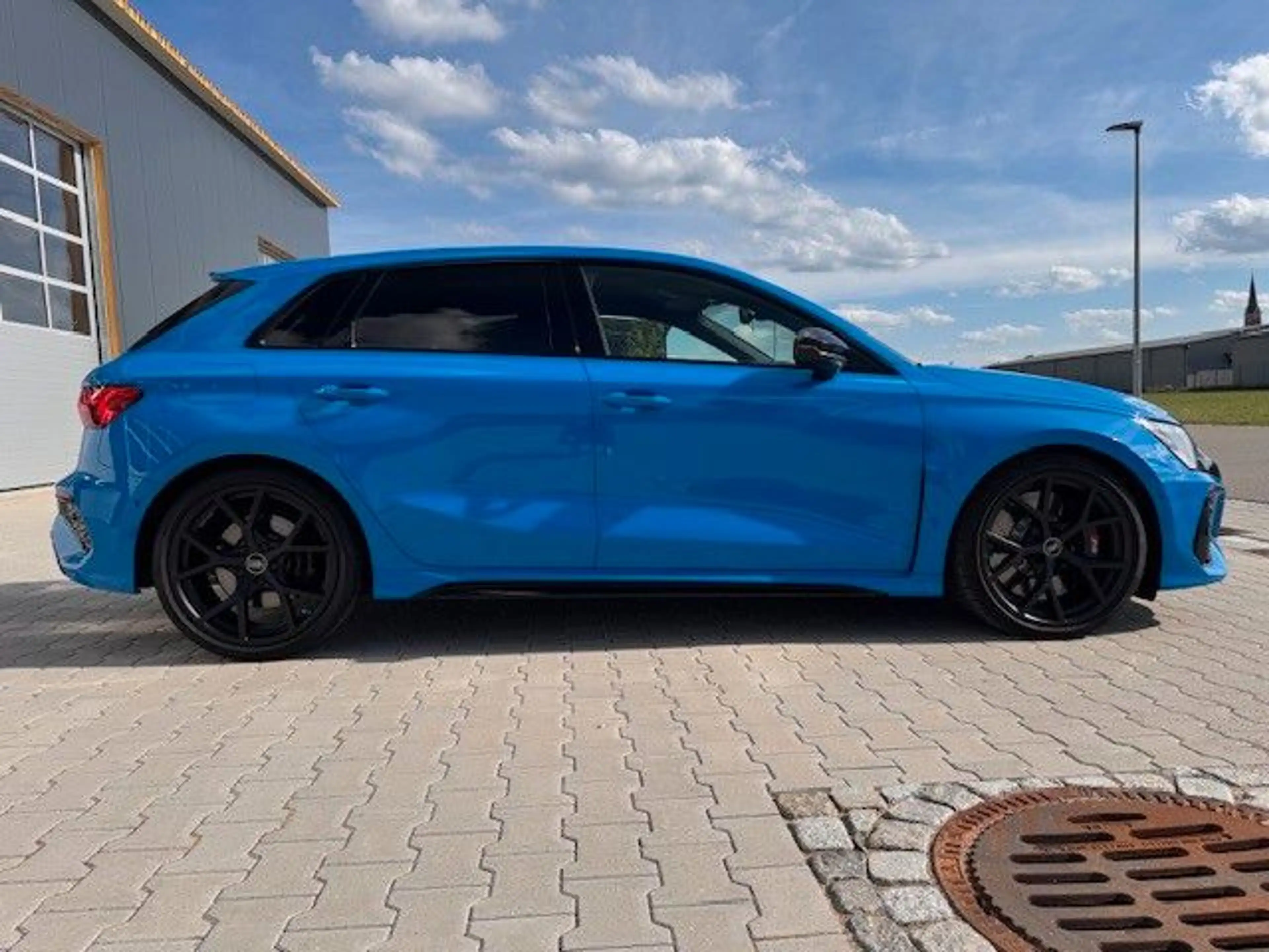 Audi RS3 Sportback 2.5 TFSI quattro — photo 4