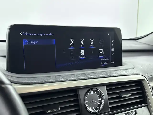 Lexus RX view 10