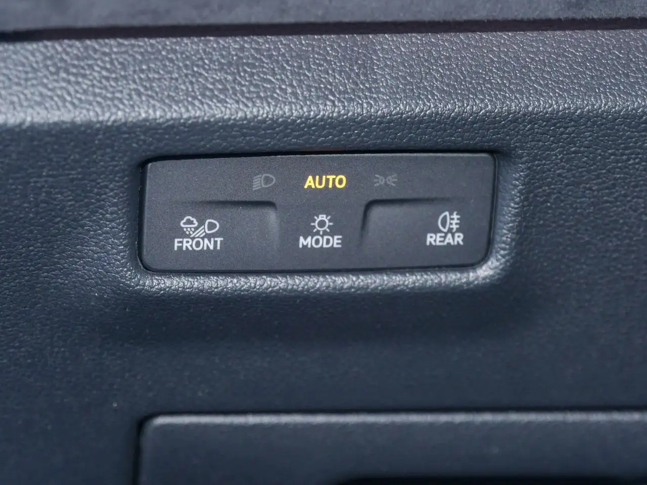 Volkswagen Tayron R-Line eHybrid DSG AHK Kamera HarmanKardo 13