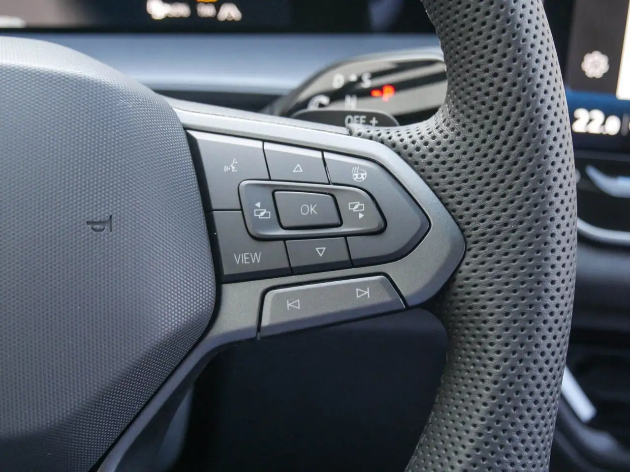 Volkswagen Tayron R-Line eHybrid DSG AHK Kamera HarmanKardo 15