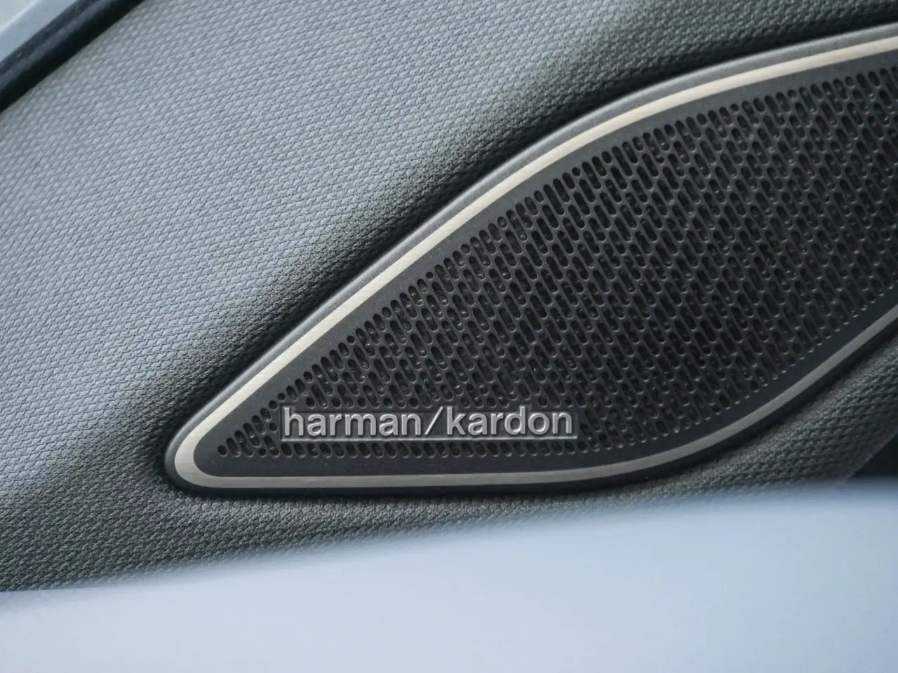Volkswagen Tayron R-Line eHybrid DSG AHK Kamera HarmanKardo 14