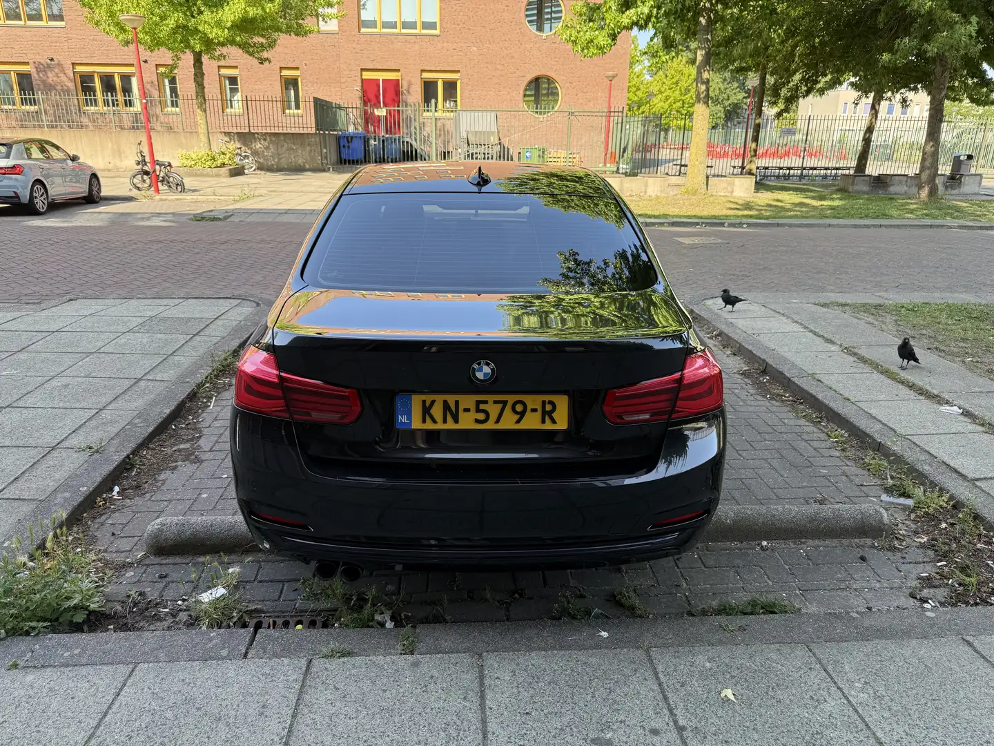 BMW 320 EDE Cent.Hi.Ex. Zwart - 1