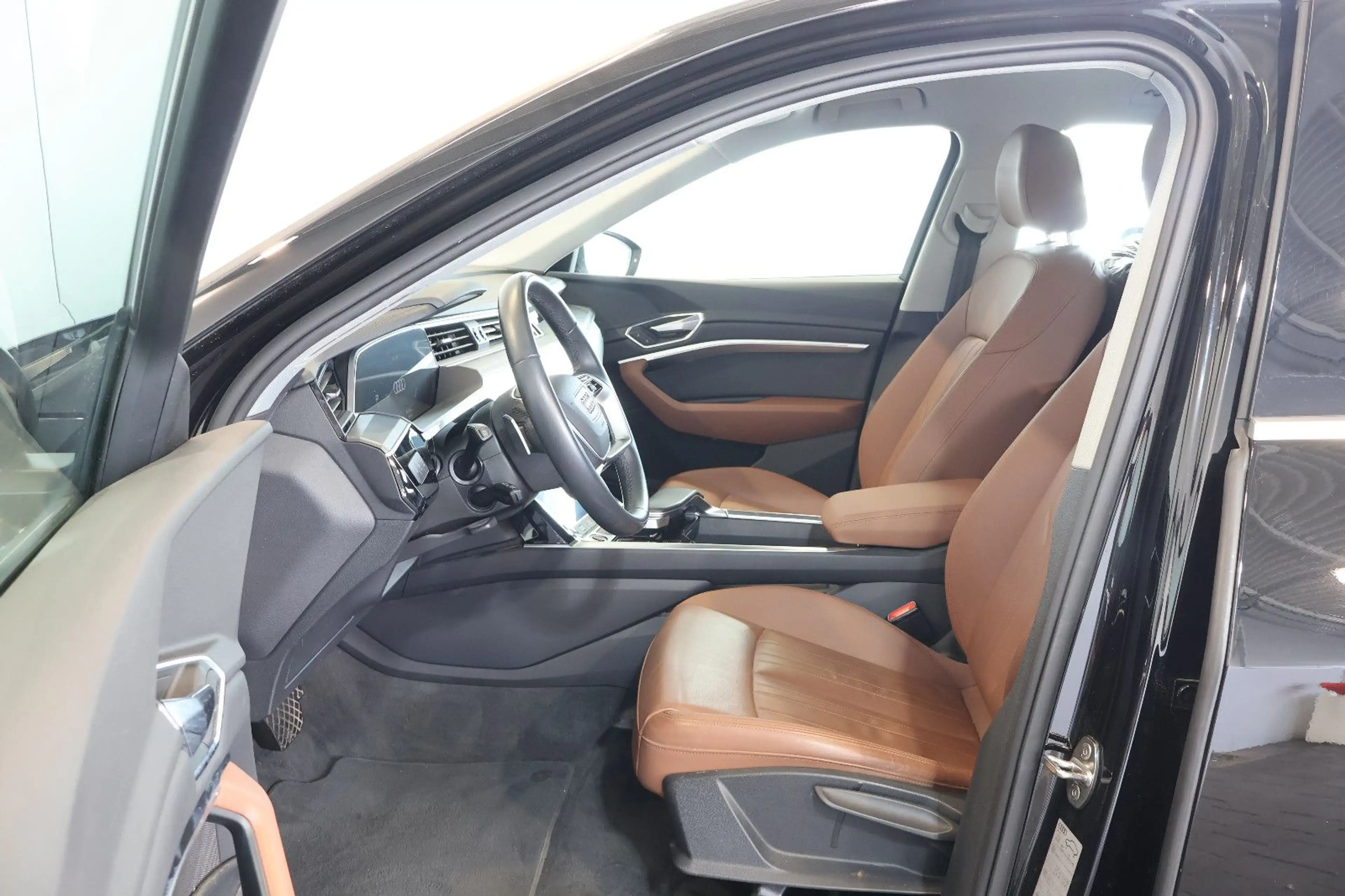 Audi e-tron 50 quattro VIRTUAL+KAM+LED+LEDER+AHK — photo 11