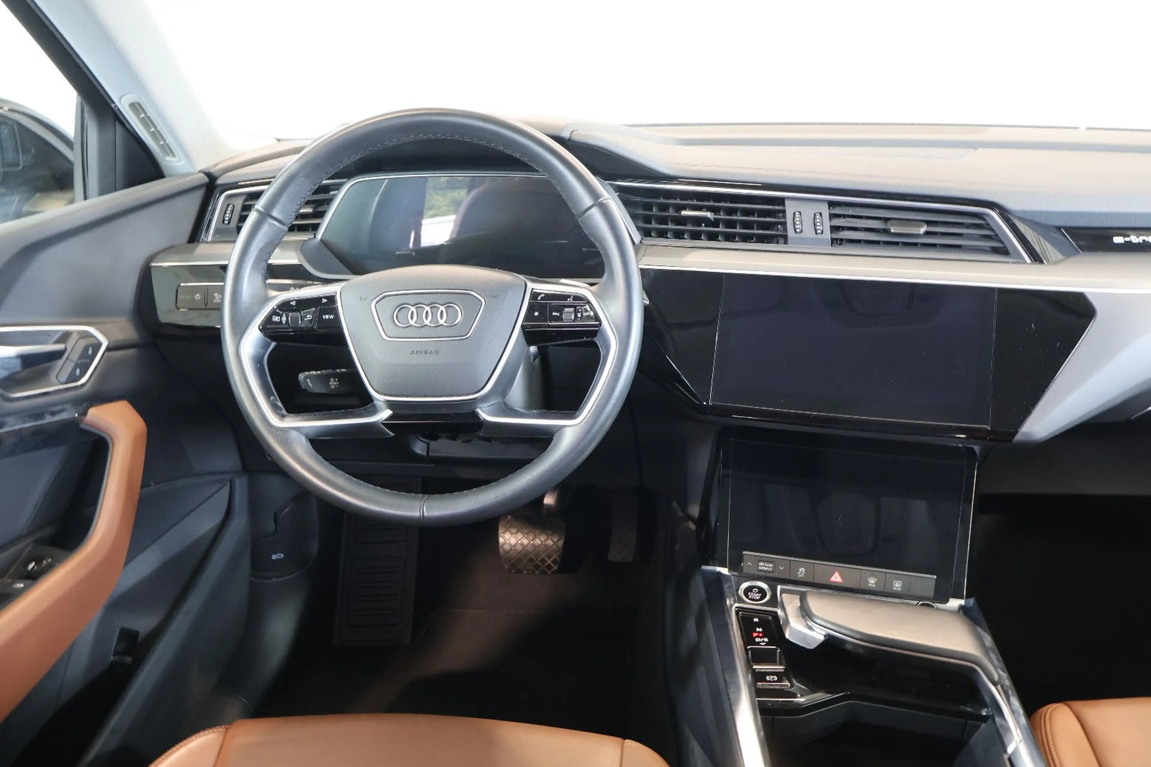 Audi e-tron 50 quattro VIRTUAL+KAM+LED+LEDER+AHK — photo 8