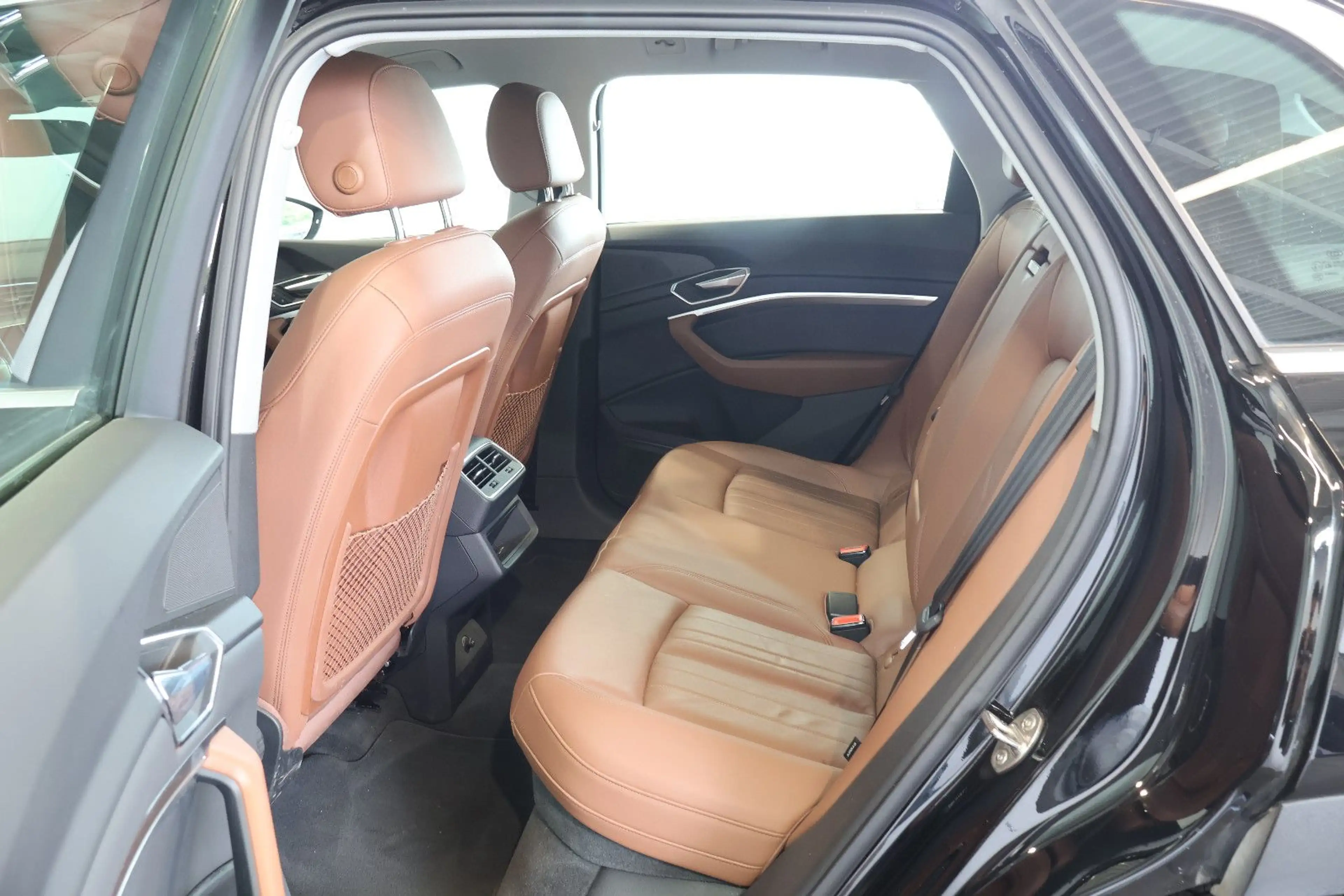 Audi e-tron 50 quattro VIRTUAL+KAM+LED+LEDER+AHK — photo 12