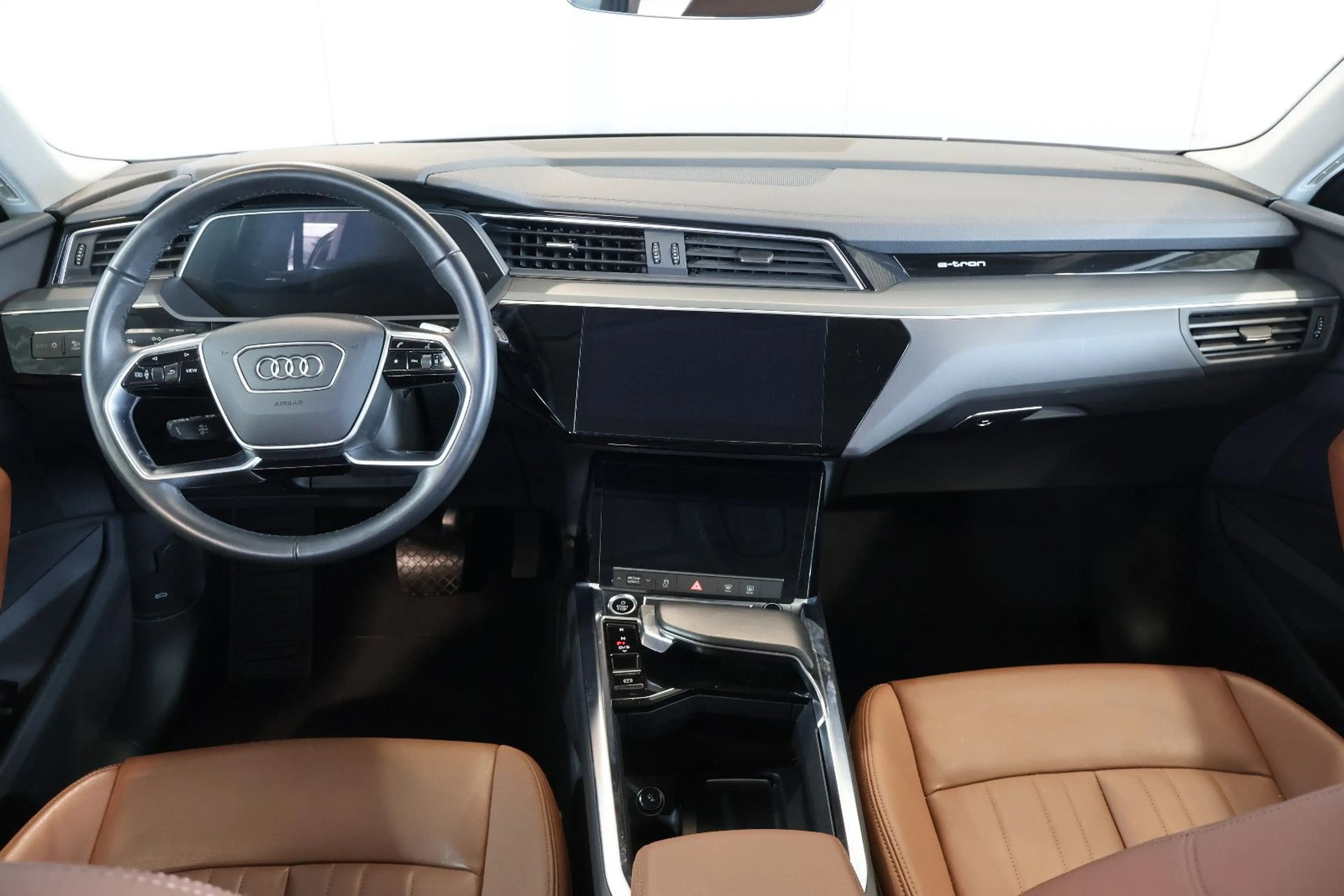 Audi e-tron 50 quattro VIRTUAL+KAM+LED+LEDER+AHK — photo 7