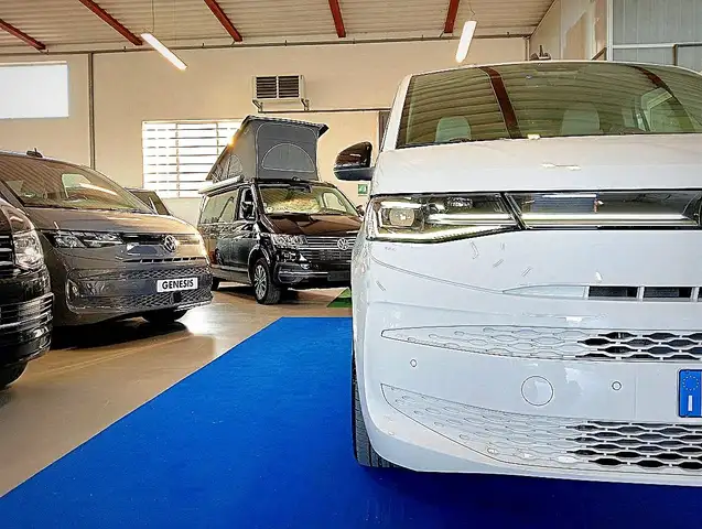 Volkswagen T7 Multivan TDI DSG MATRIX IQLIGHT 19" GANCIO VIS A VIS