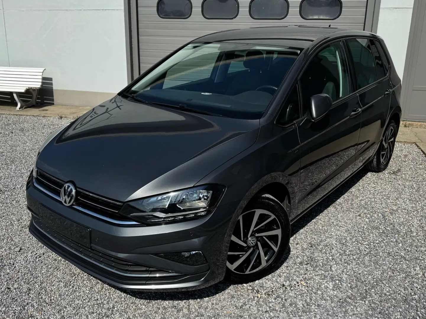 Volkswagen Golf Sportsvan 115PK DSG JOIN // CAMERA // NAVI // TREKHAAK // Gris - 1