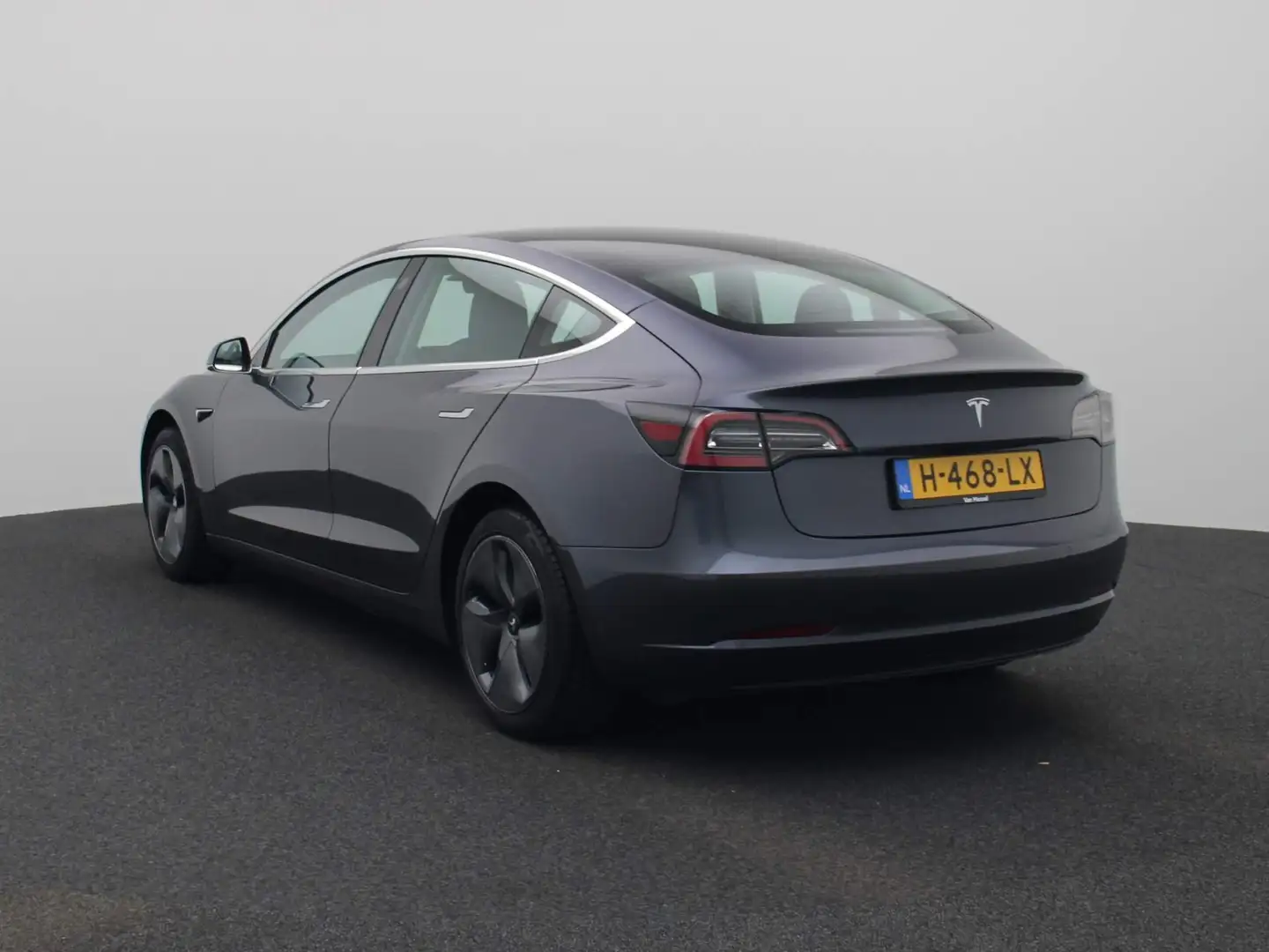 Tesla Model 3 Standard RWD Plus 60 kWh | Navi | Camera | Panoram Grijs - 2