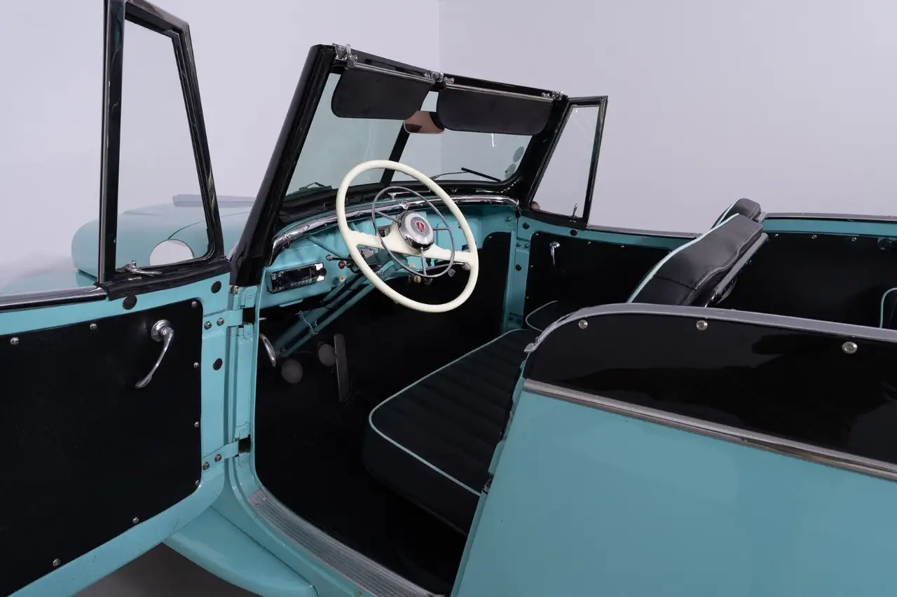 WILLYS Jeepster, foto 9