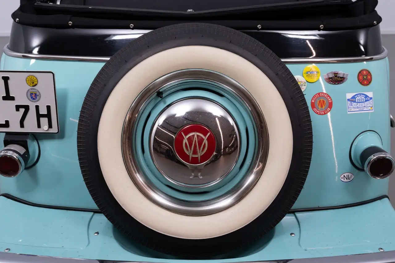 WILLYS Jeepster, foto 8