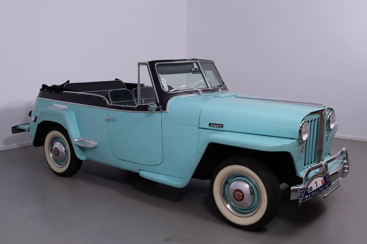 WILLYS Jeepster, foto 2