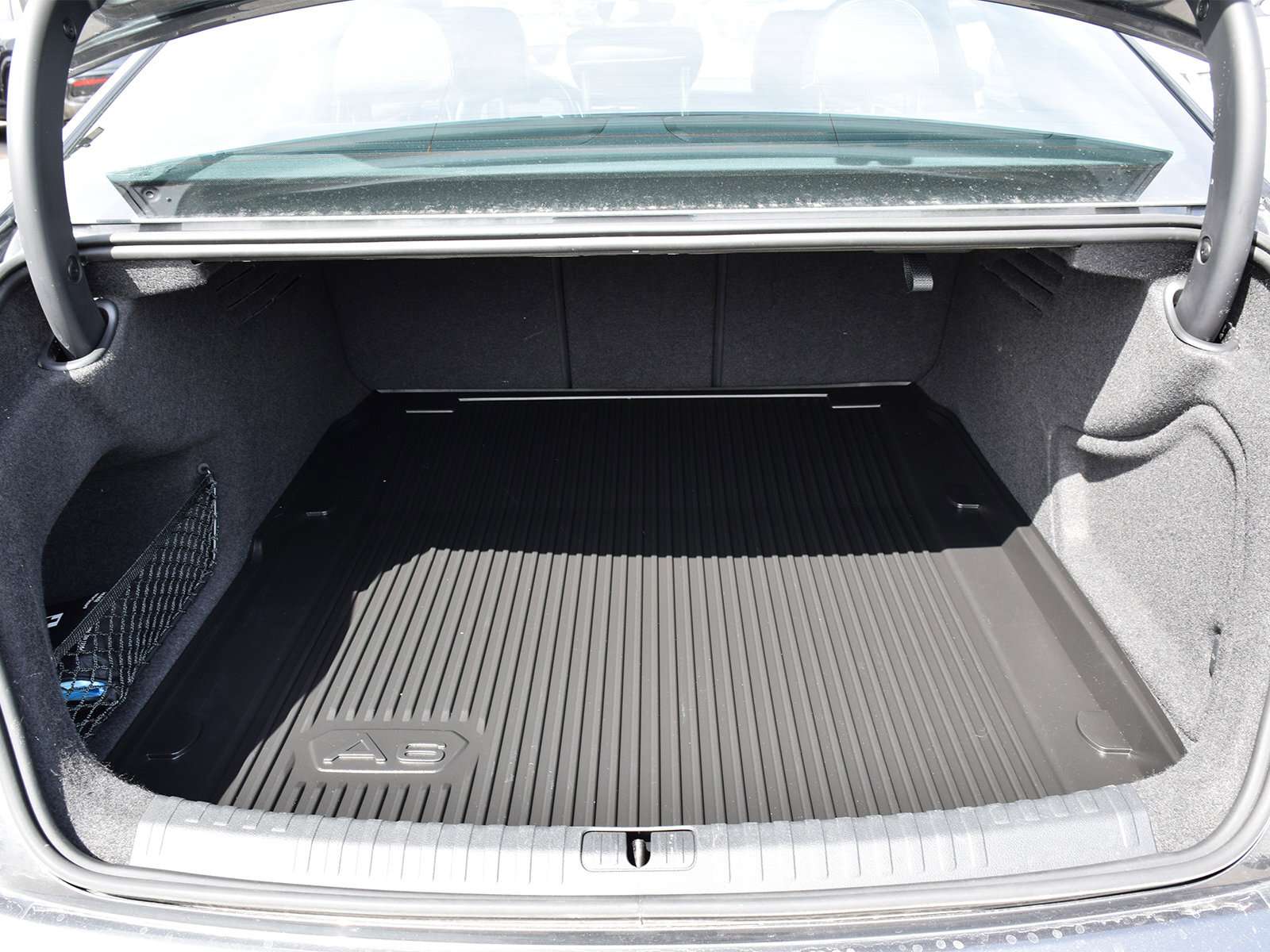 2025 Audi A6 Technik thumb 10
