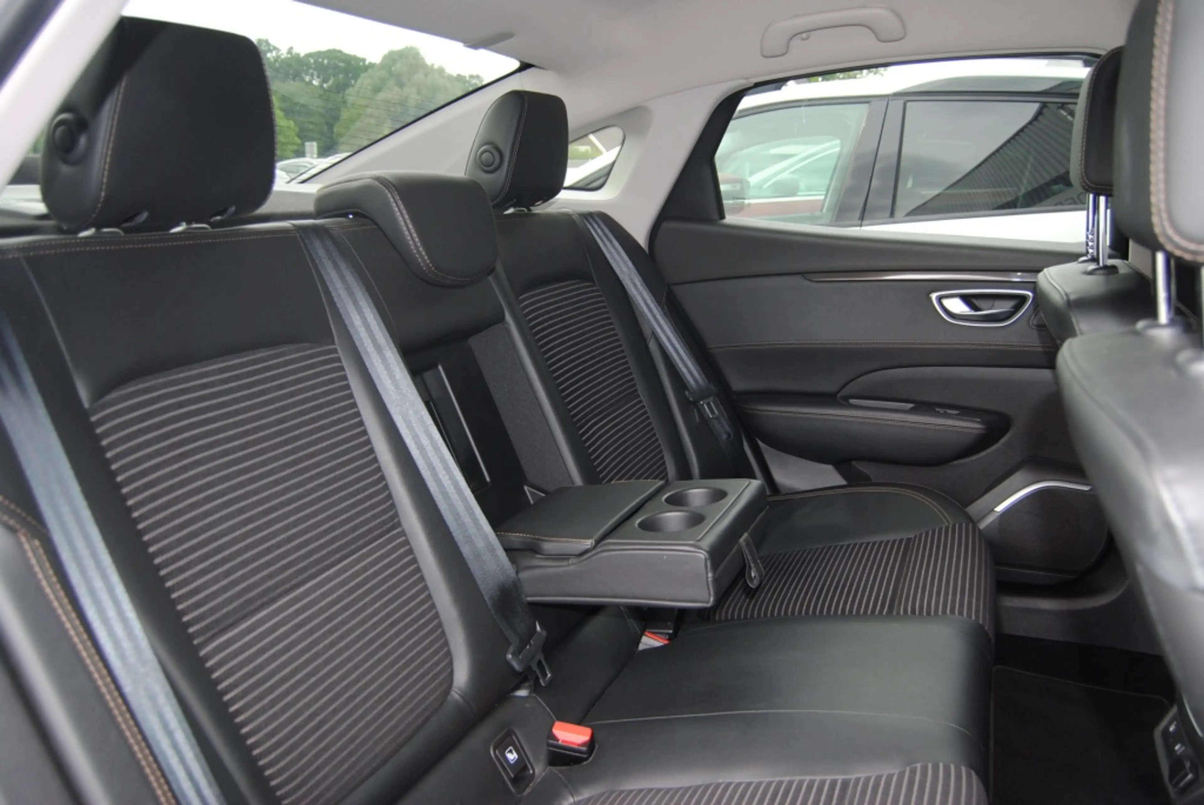 Renault Talisman 1.6 TCe Intens | TRekhaak | 4Control | BOSE | NAV — photo 8