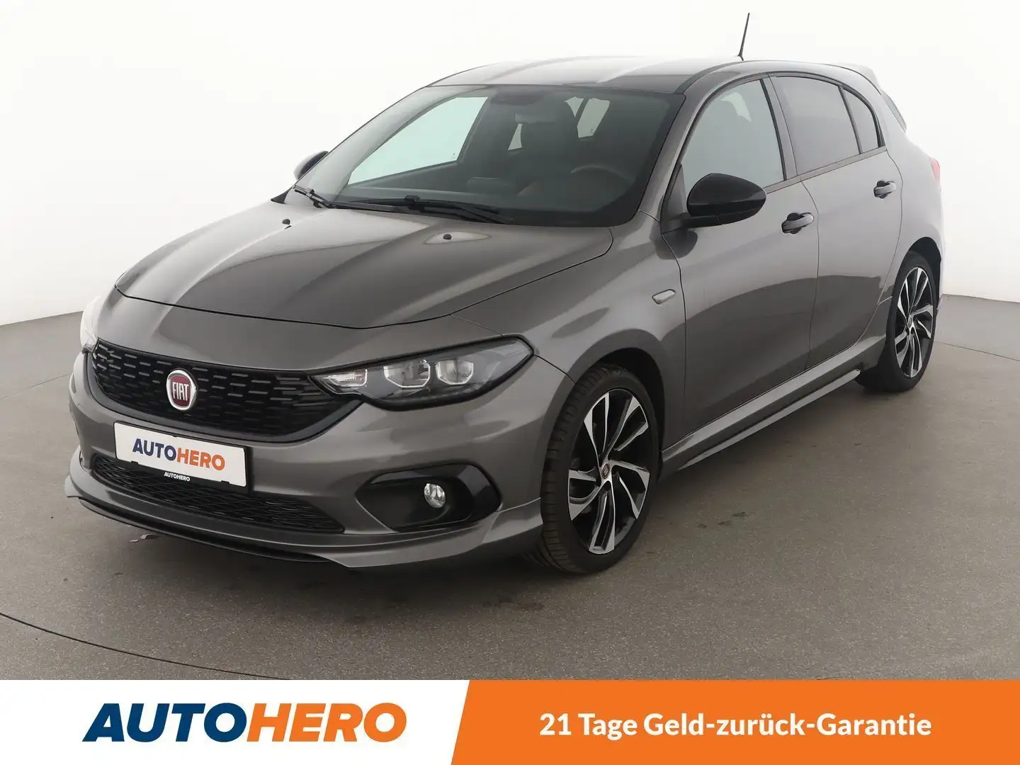 Fiat Tipo 1.6 JTDM S-Design Aut.*NAVI*CAM*SHZ*TEMPO*ALU* Gris - 1
