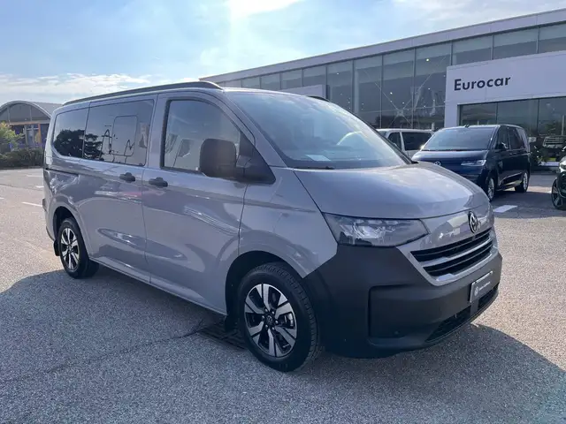 Volkswagen T7 Transporter t7 32 kombi m1 2.0 tdi 150cv l1 auto