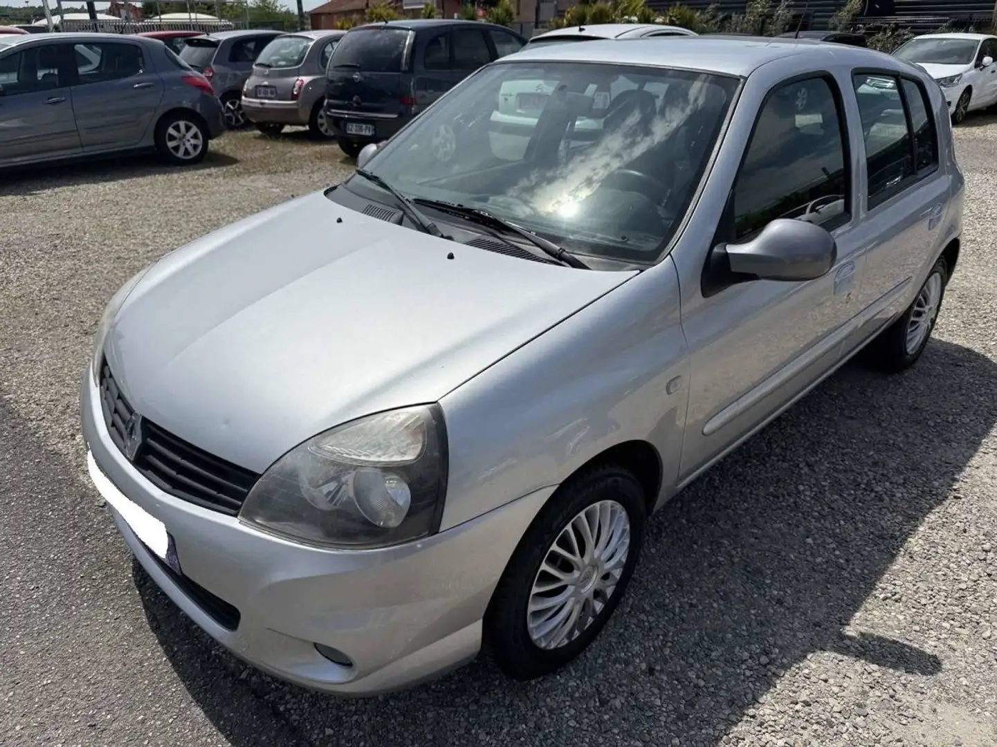 Renault Clio II 1.2 16v Campus Bye Bye 5p Gris - 1