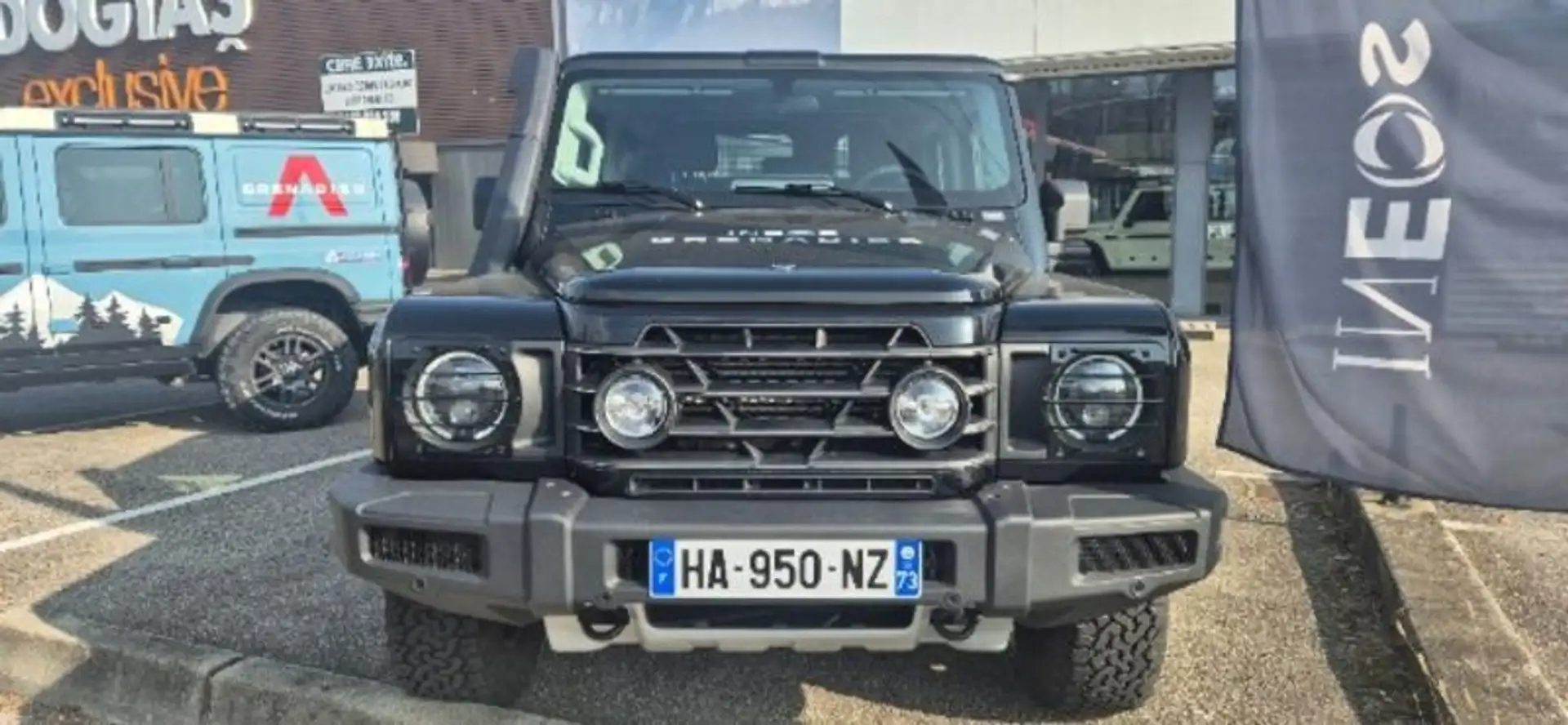 Ineos Grenadier UTILITY WAGON 3.0 TWIN-TURBO BVA8 5 PL 5P Noir - 2