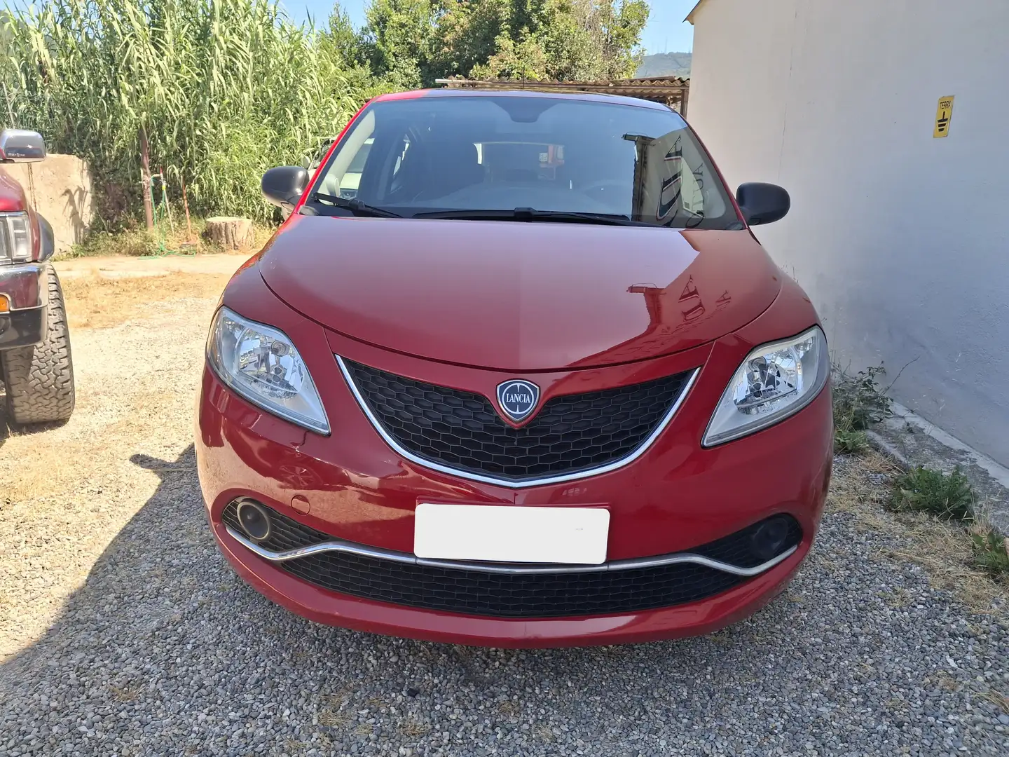 Lancia Ypsilon Ypsilon III 2015 1.2 Silver 69cv Rosso - 2