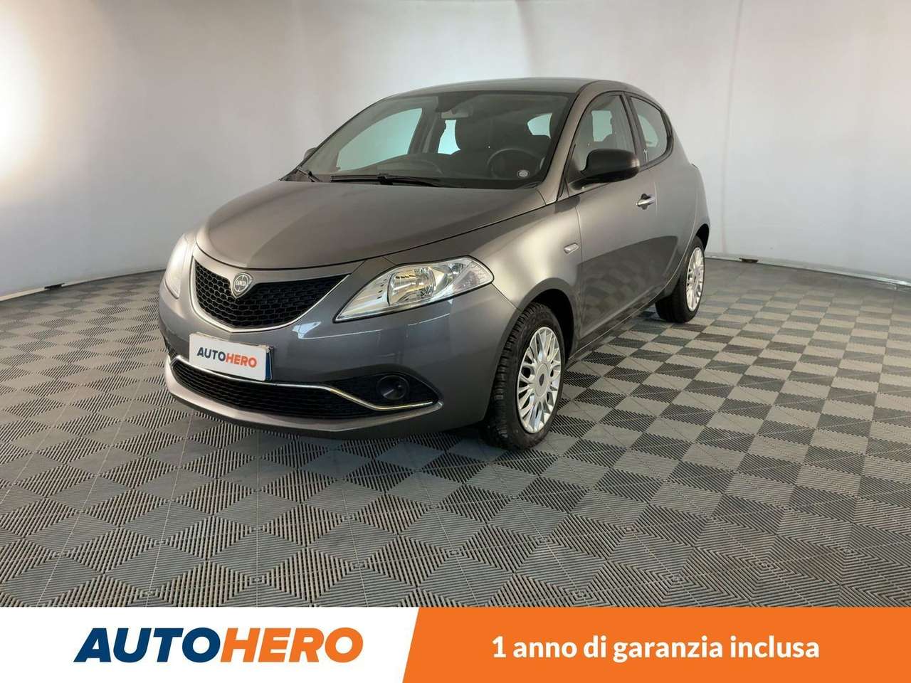 Lancia Ypsilon 1.2 Silver 69 CV