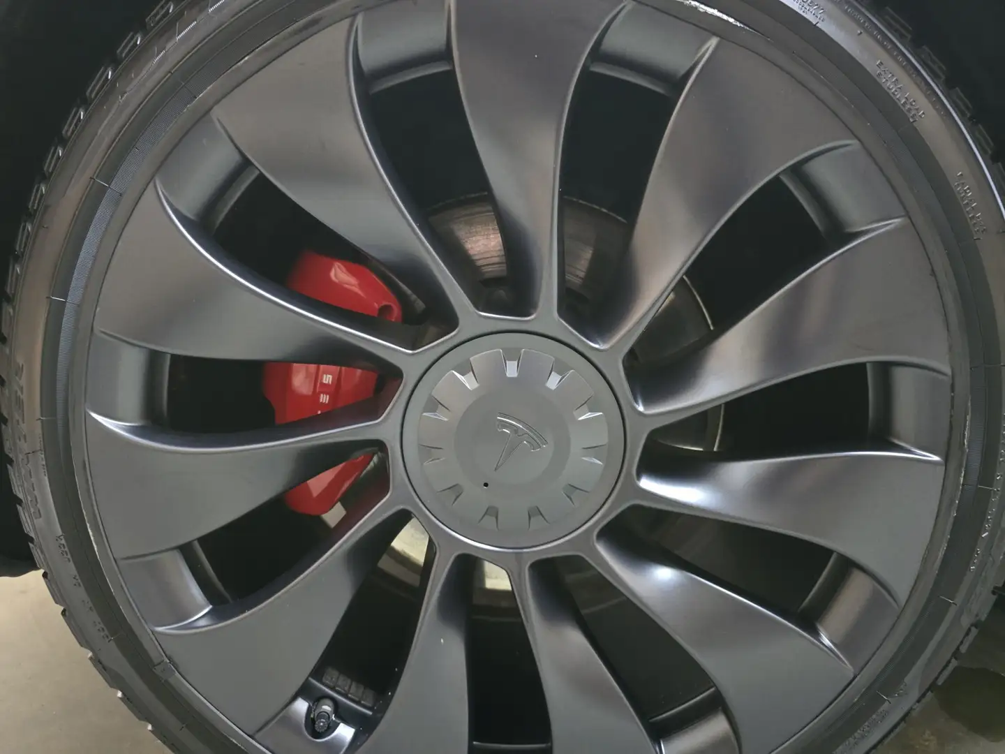 Tesla Model Y Performance AWD 75 kWh FSD Trekhaak 21"LM Zwart - 2