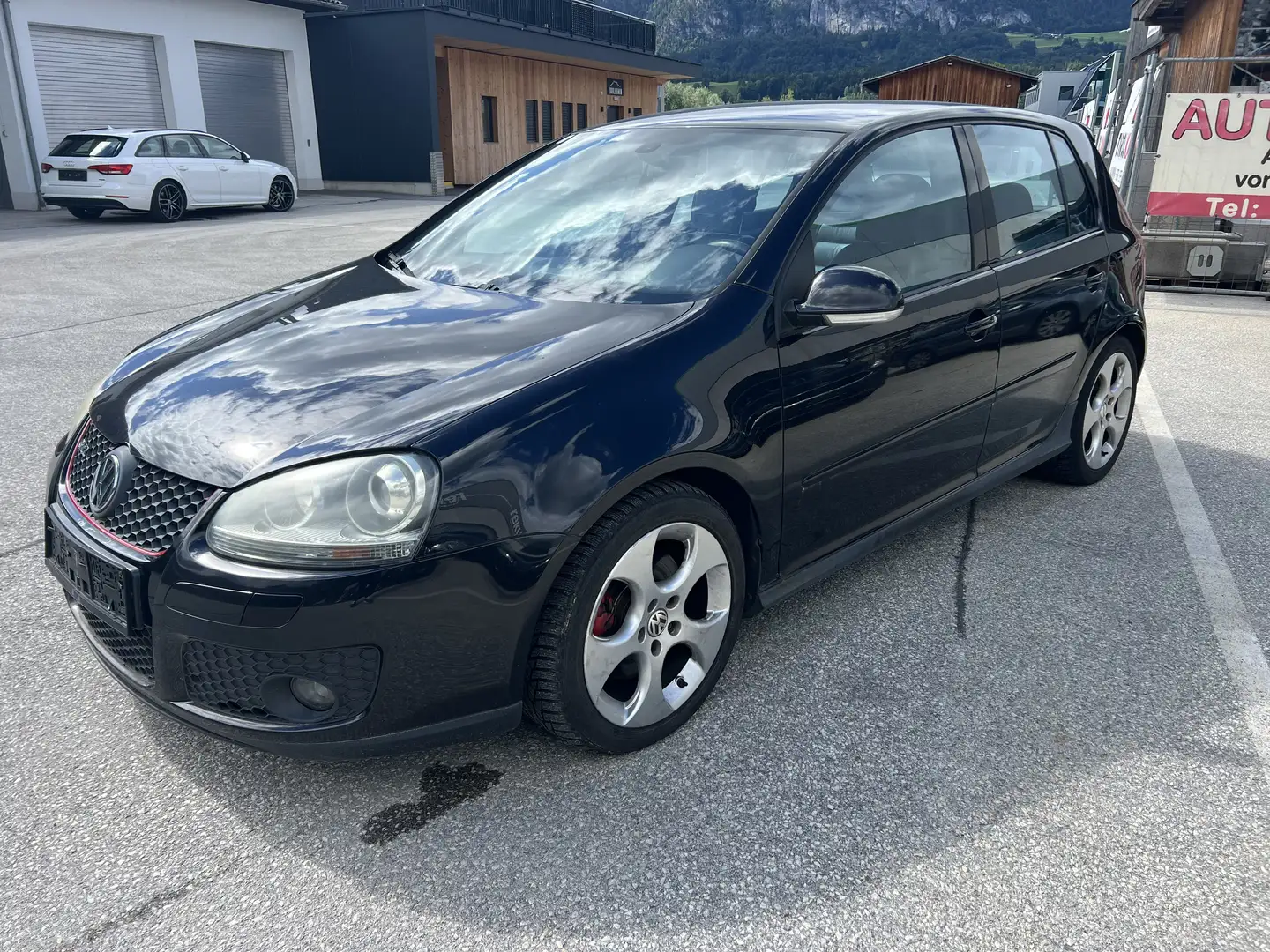 Volkswagen Golf GTI 2,0 GTI - 1