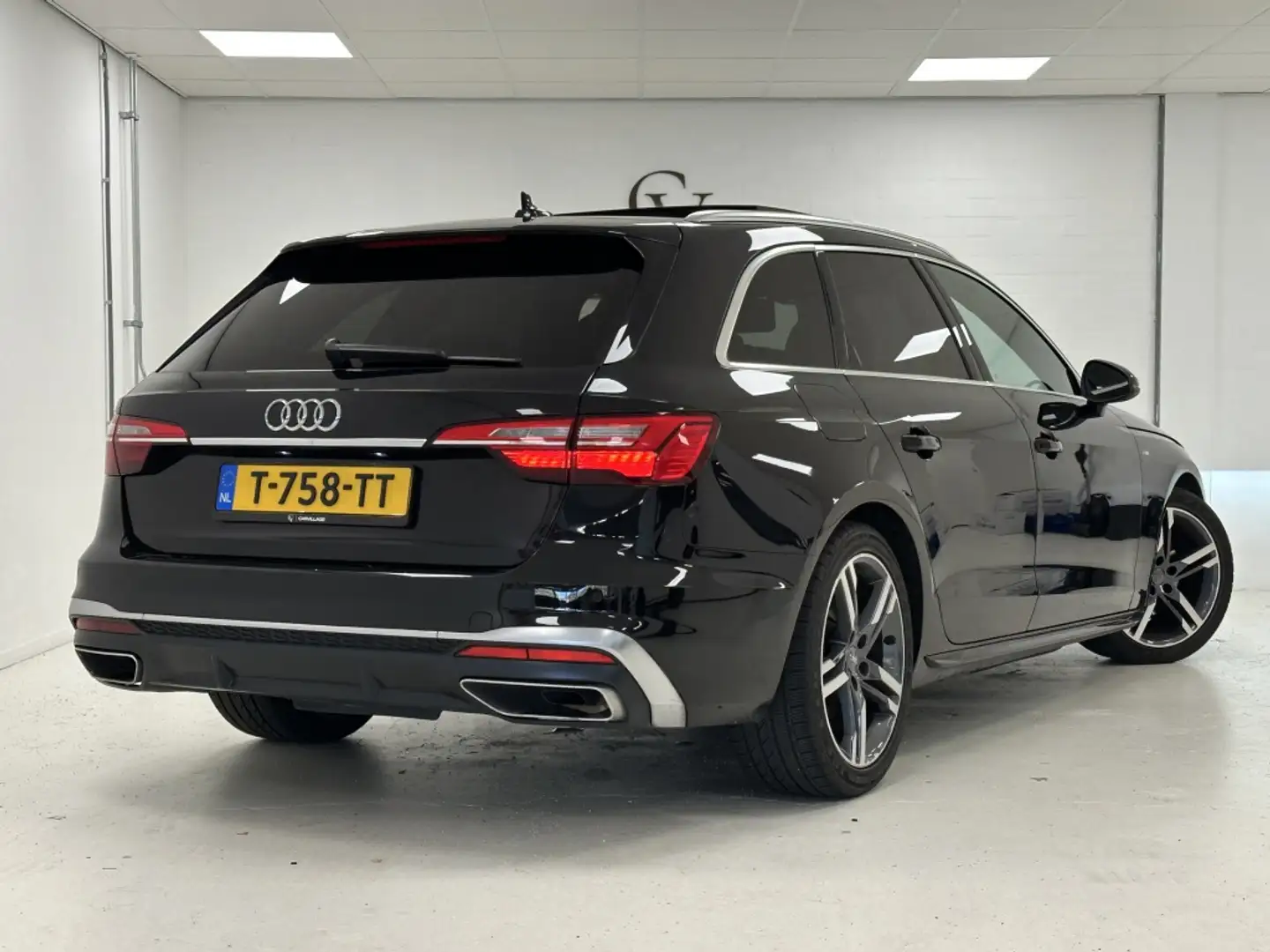 Audi A4 Avant 35 TFSI S Line | Panoramadak | Virtual Cockp Noir - 2