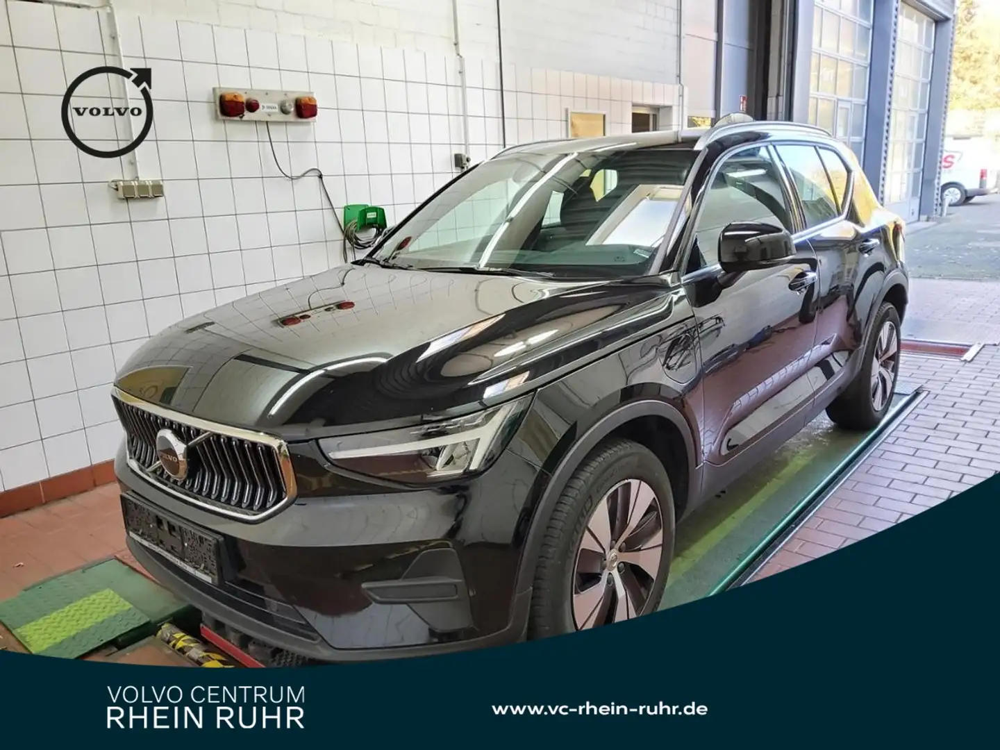 Volvo XC40 T4 Core+WINTERPAK+RFK+STNDHZ+KLIMA+DAB+LM18 Gris - 1