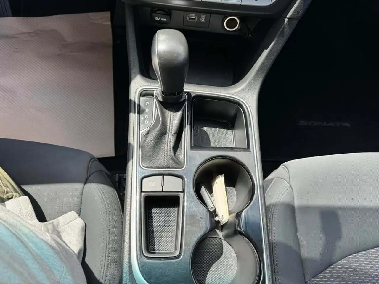 Hyundai SONATA снимка Hyundai SONATA